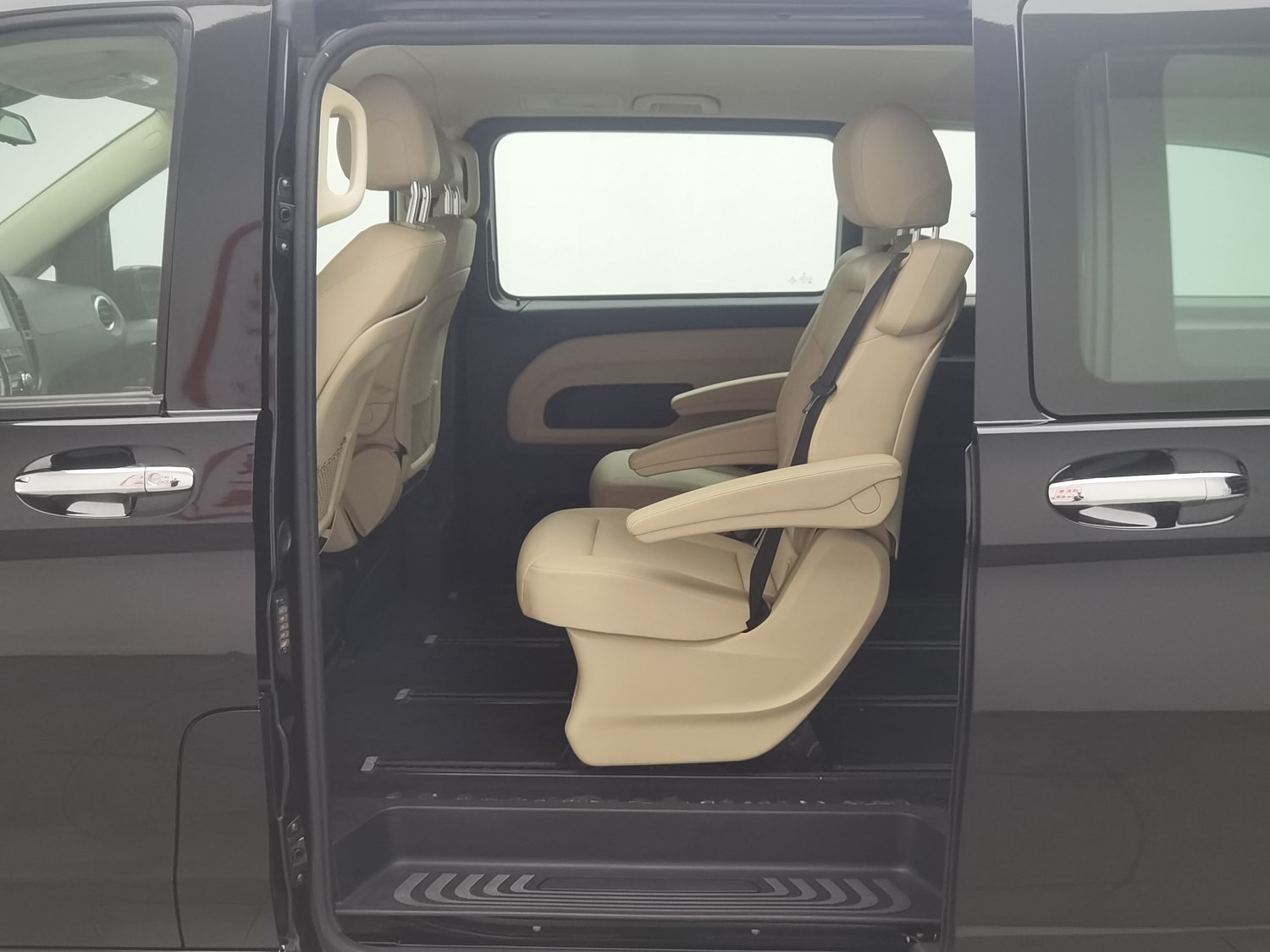 Used Mercedes-Benz Vito 2016 2.0 AT