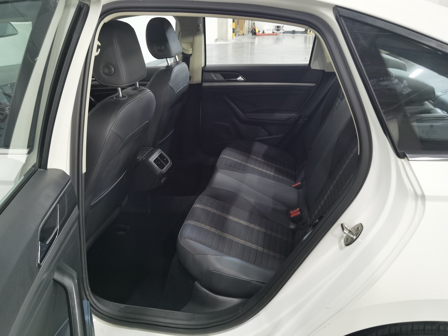 Used Volkswagen Lavida 2018 1.5 MT