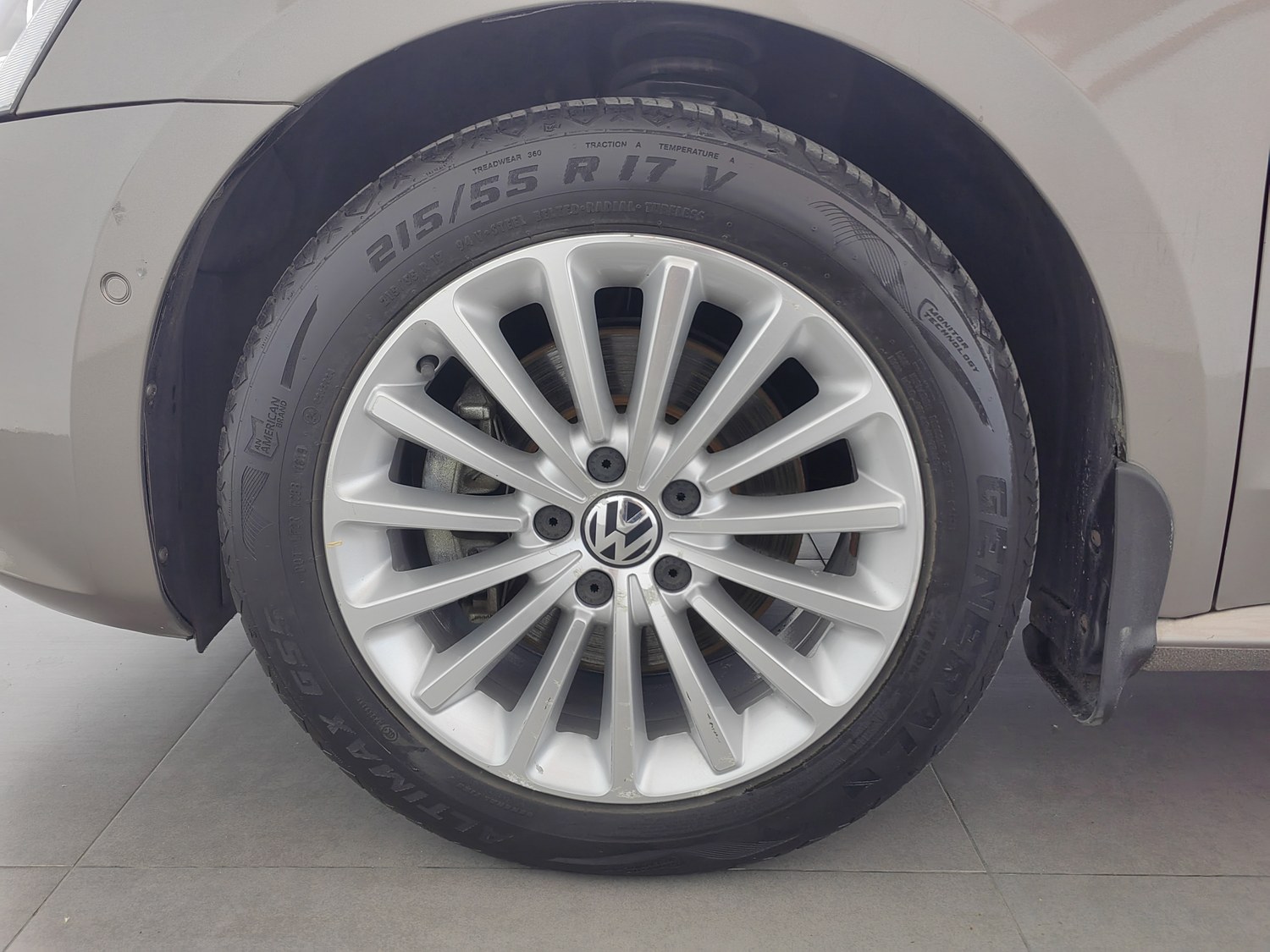 Used Volkswagen Passat 2013 2.0 AT