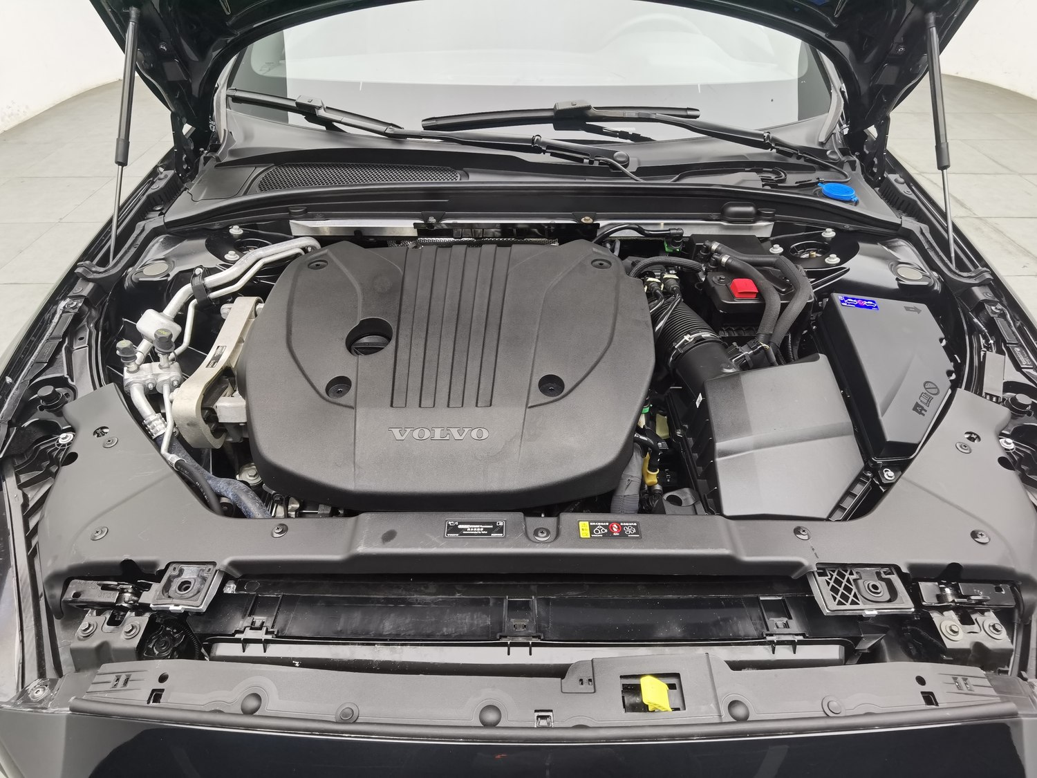 Used Volvo S60 2025 2.0 AT