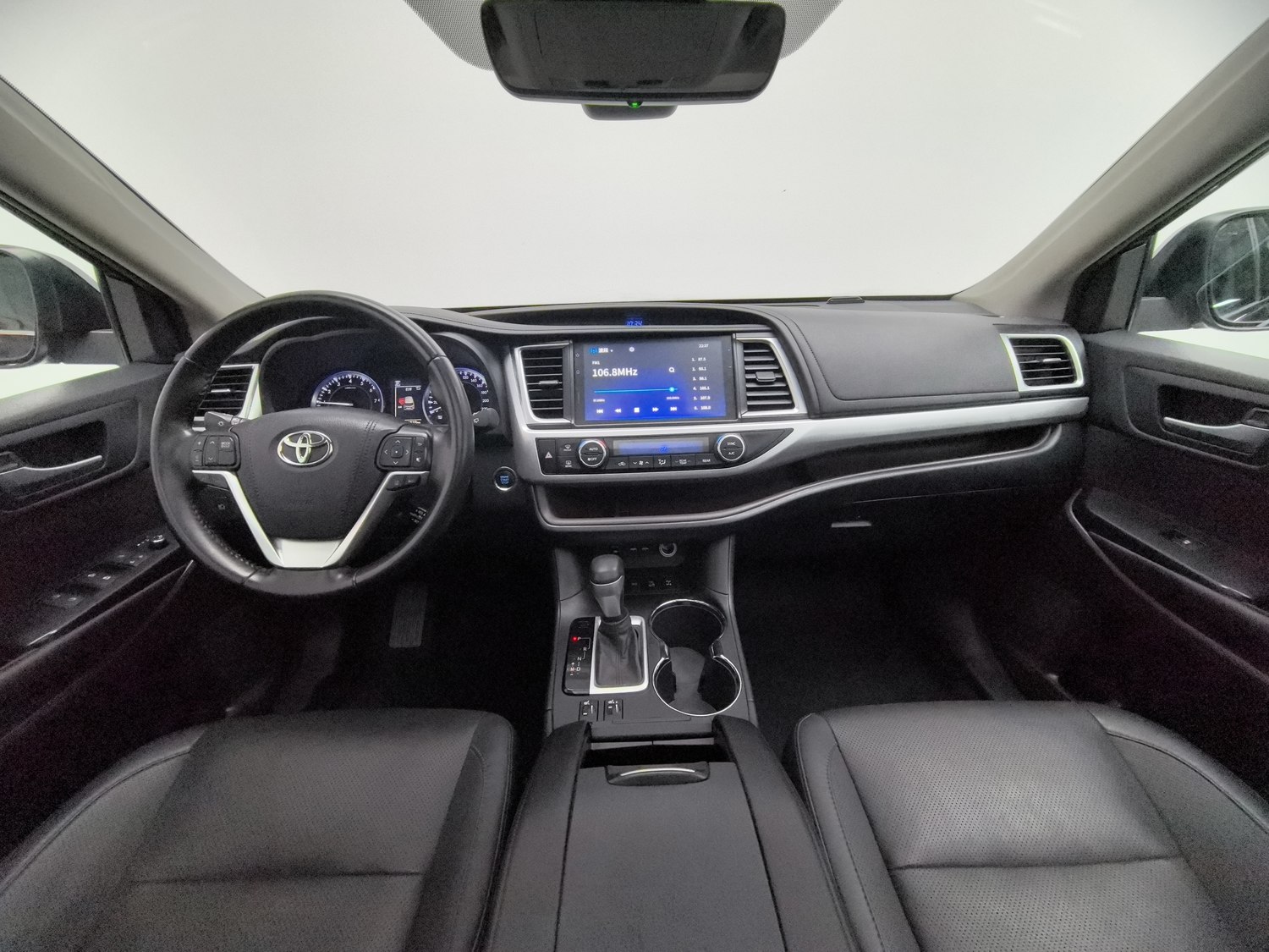 Used Toyota Highlander 2021 2.0 AT