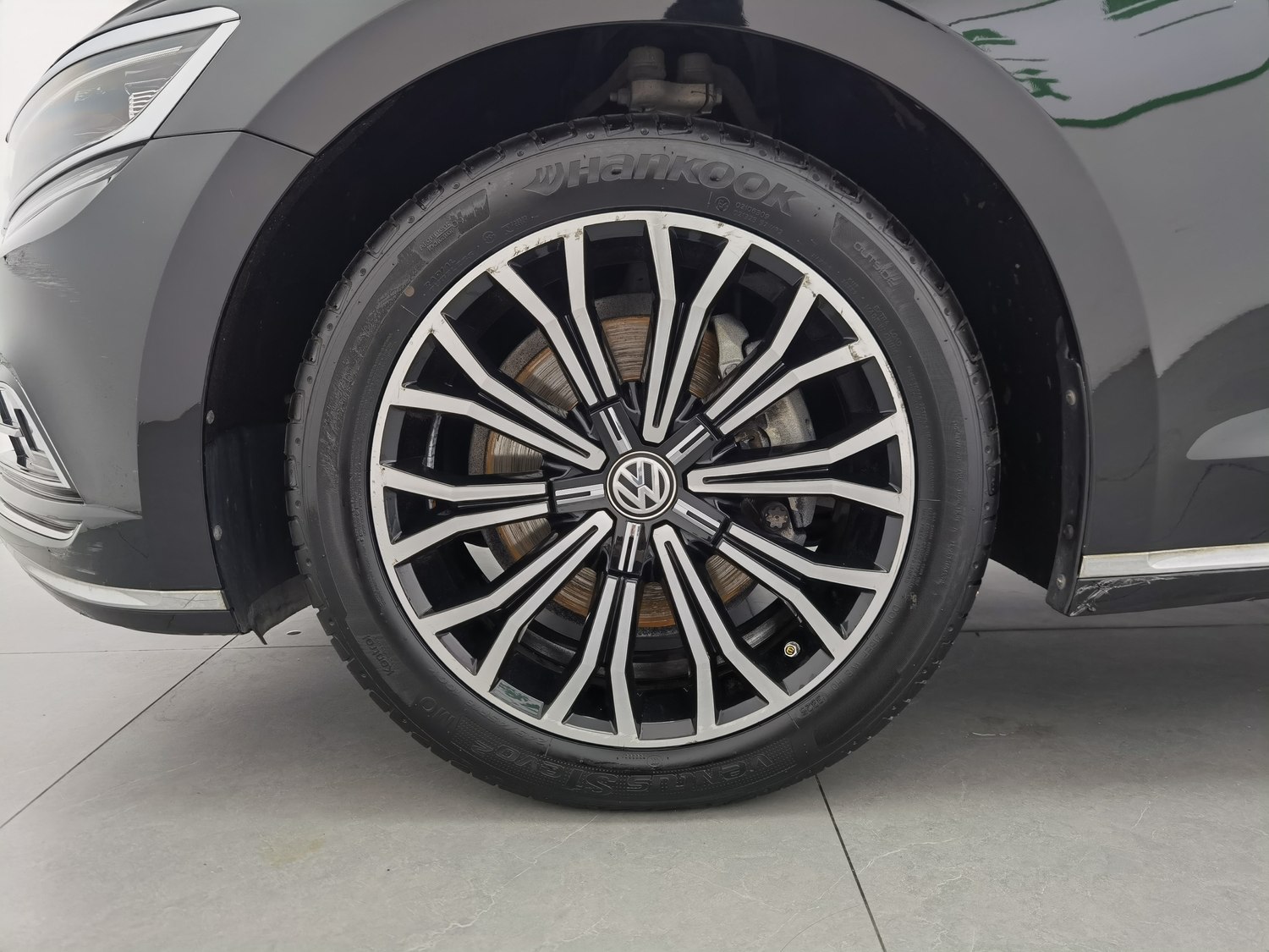 Used Volkswagen Phideon 2019 2.0 AT