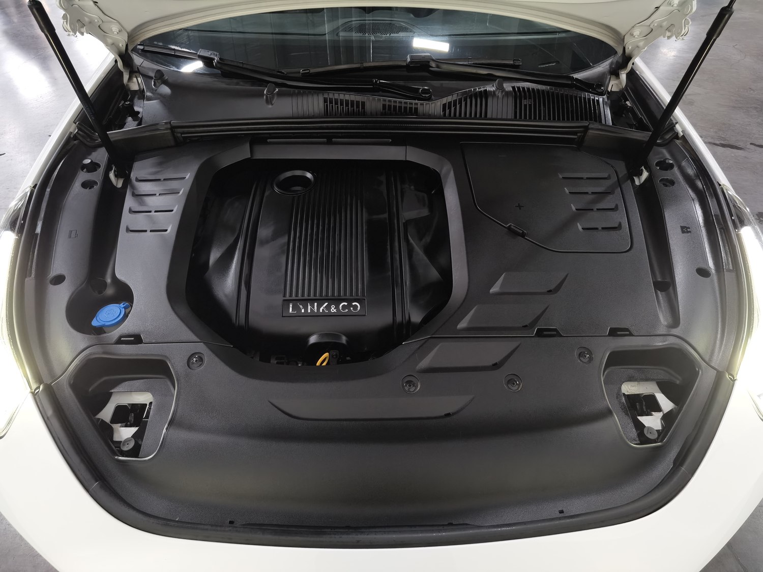 Used Lynk & Co 03 2018 1.5 AT