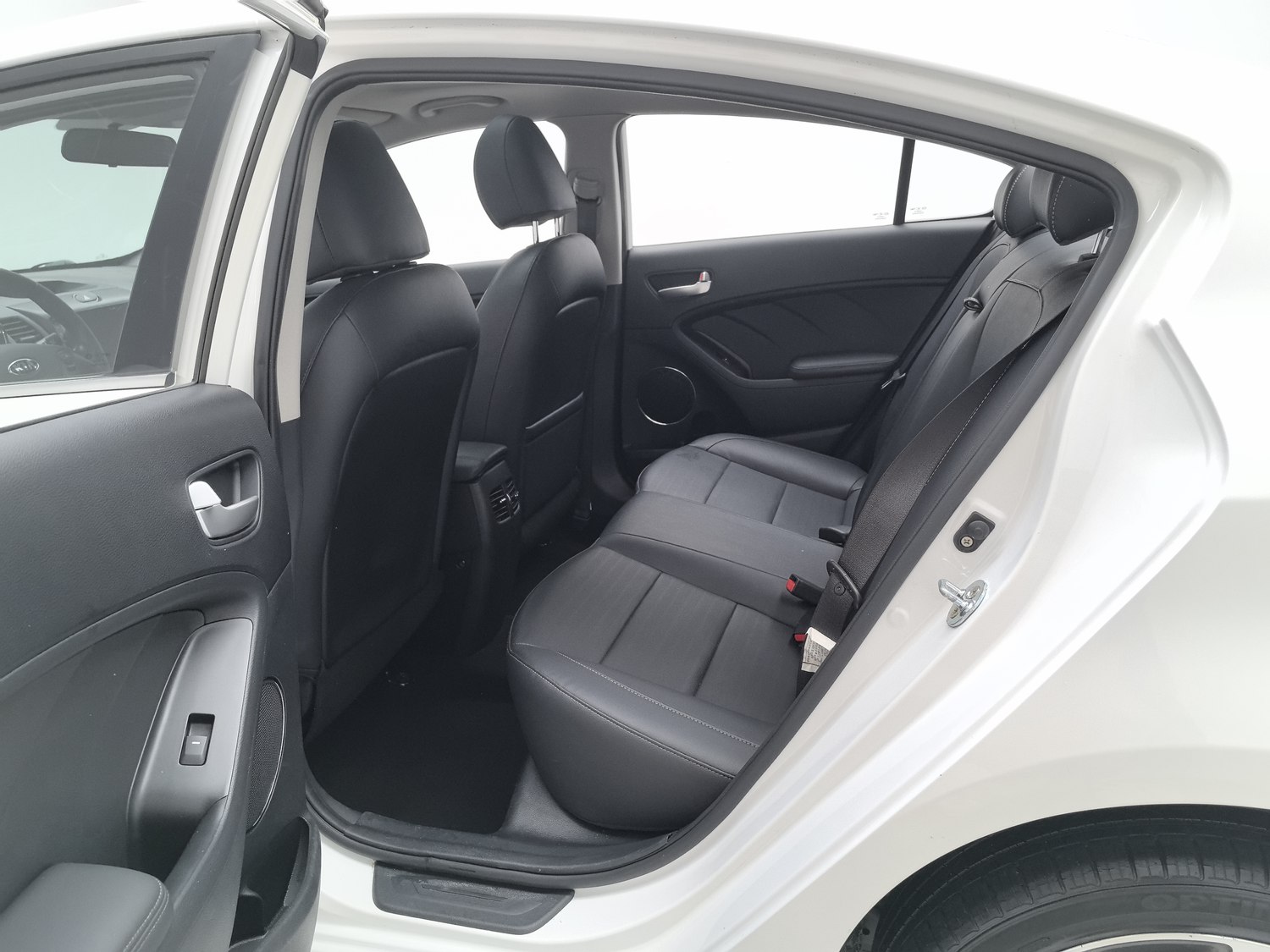 Used Kia K3 2017 1.6 AT