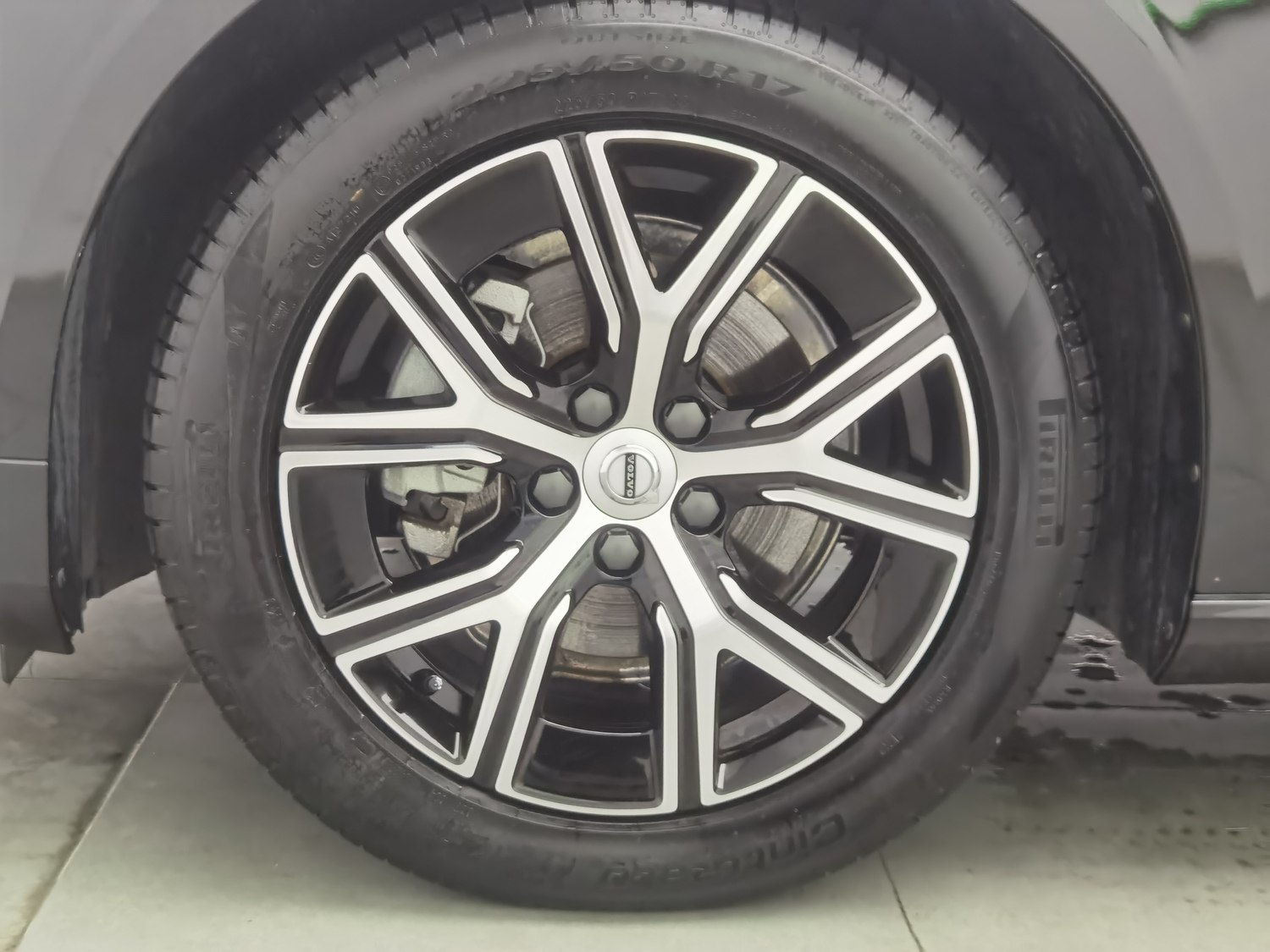 Used Volvo S60 2025 2.0 AT