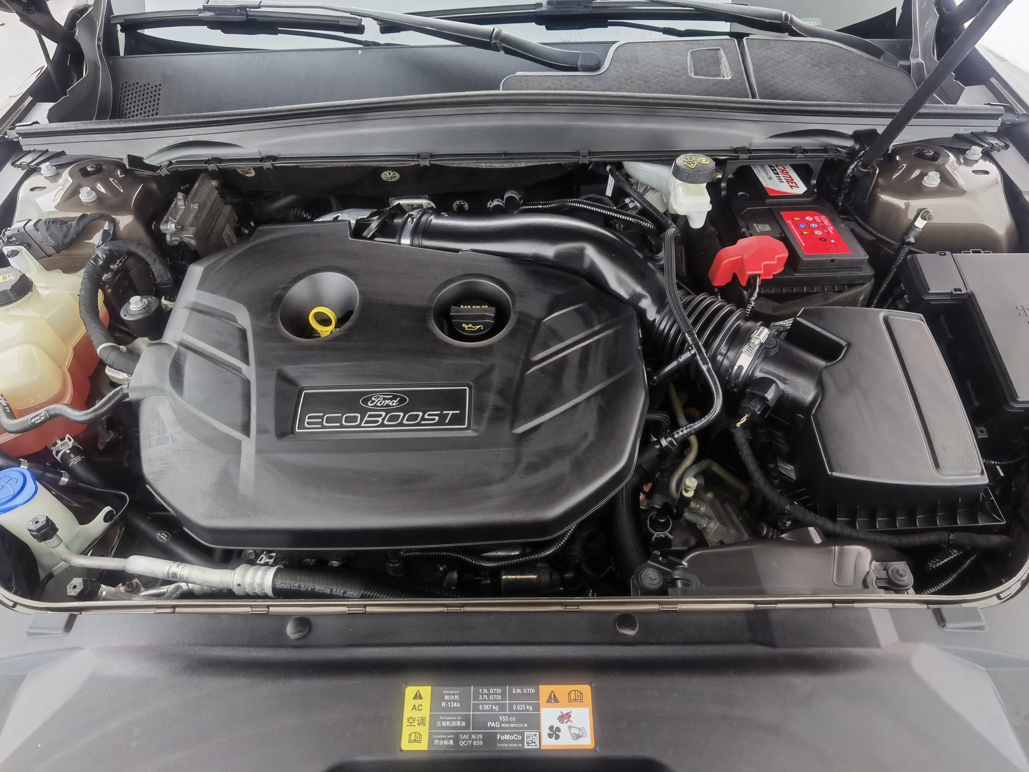 Used Ford Taurus 2015 2.0 AT