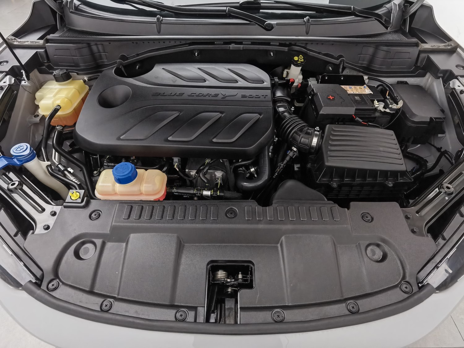 Used Changan UNI-T 2020 1.5 AT