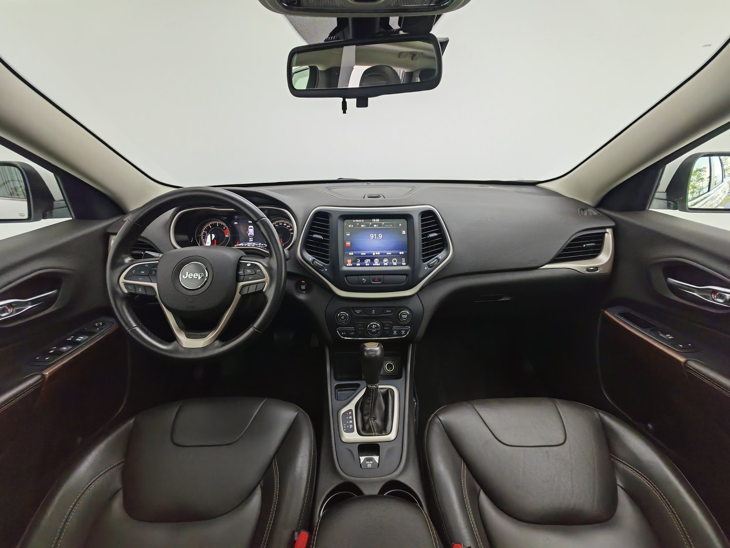 Used Jeep Cherokee 2016 2.0 AT