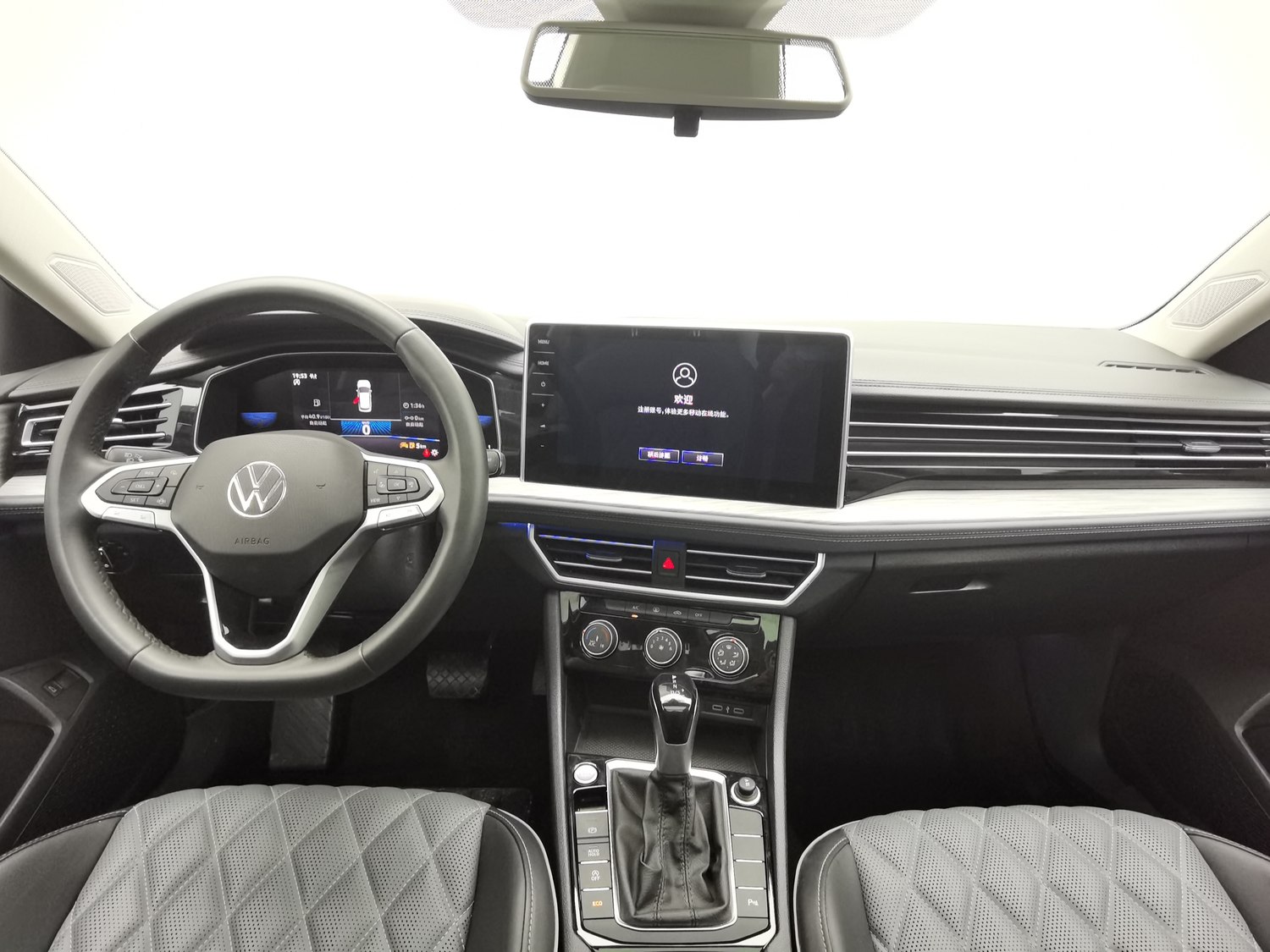 Used Volkswagen Sagitar 2023 1.5 AT