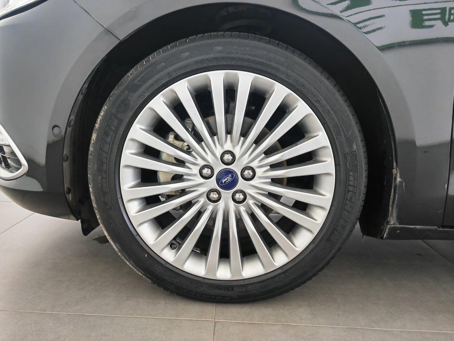 Used Ford Taurus 2015 2.0 AT
