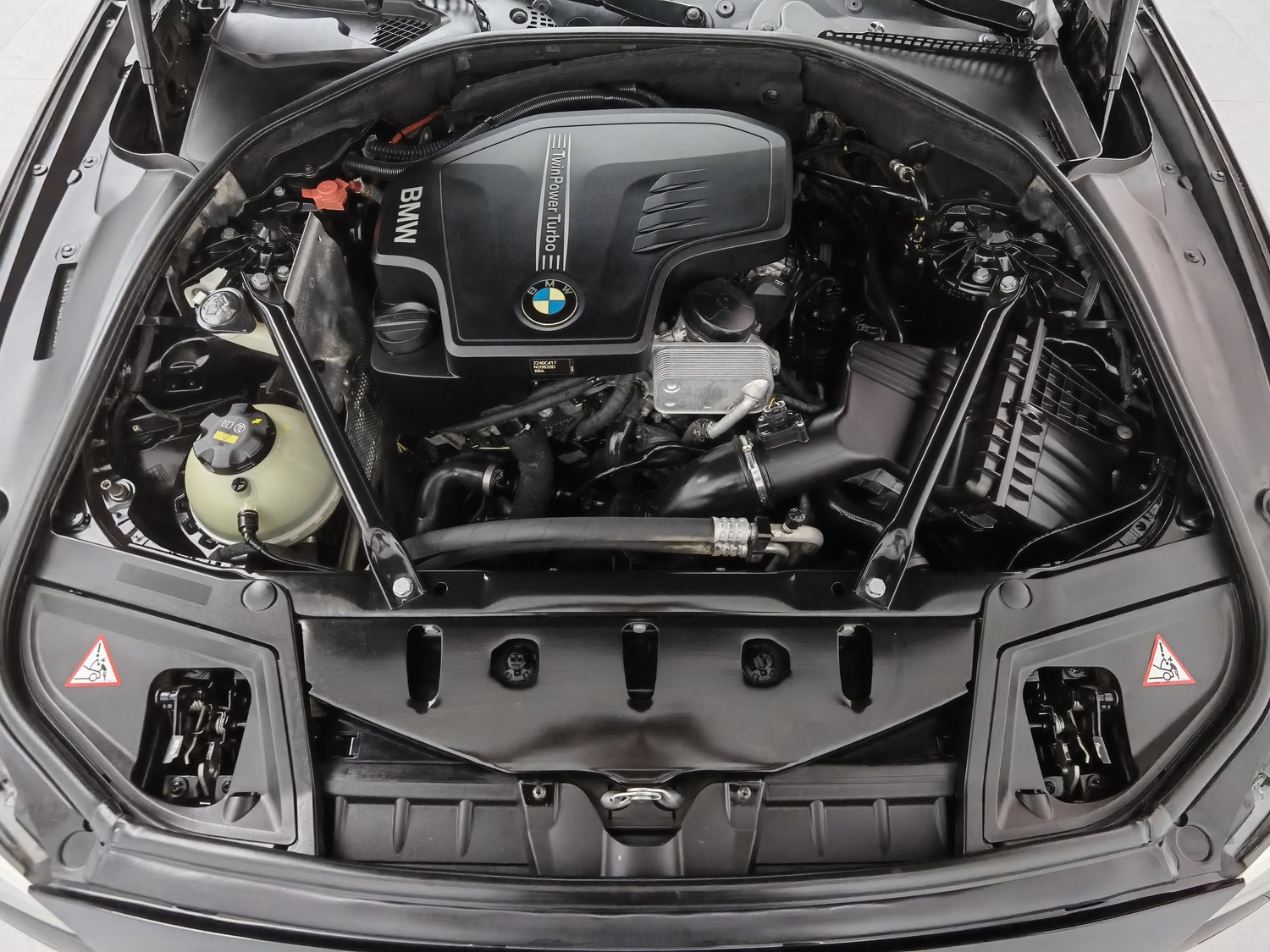 Used BMW THE5 2014 2.0 AT
