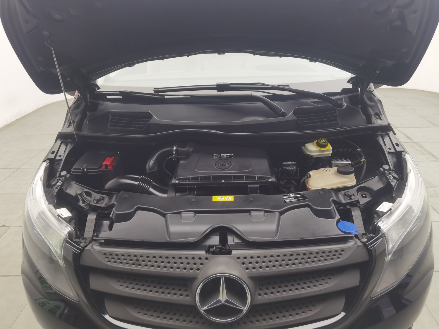 Used Mercedes-Benz Vito 2016 2.0 AT