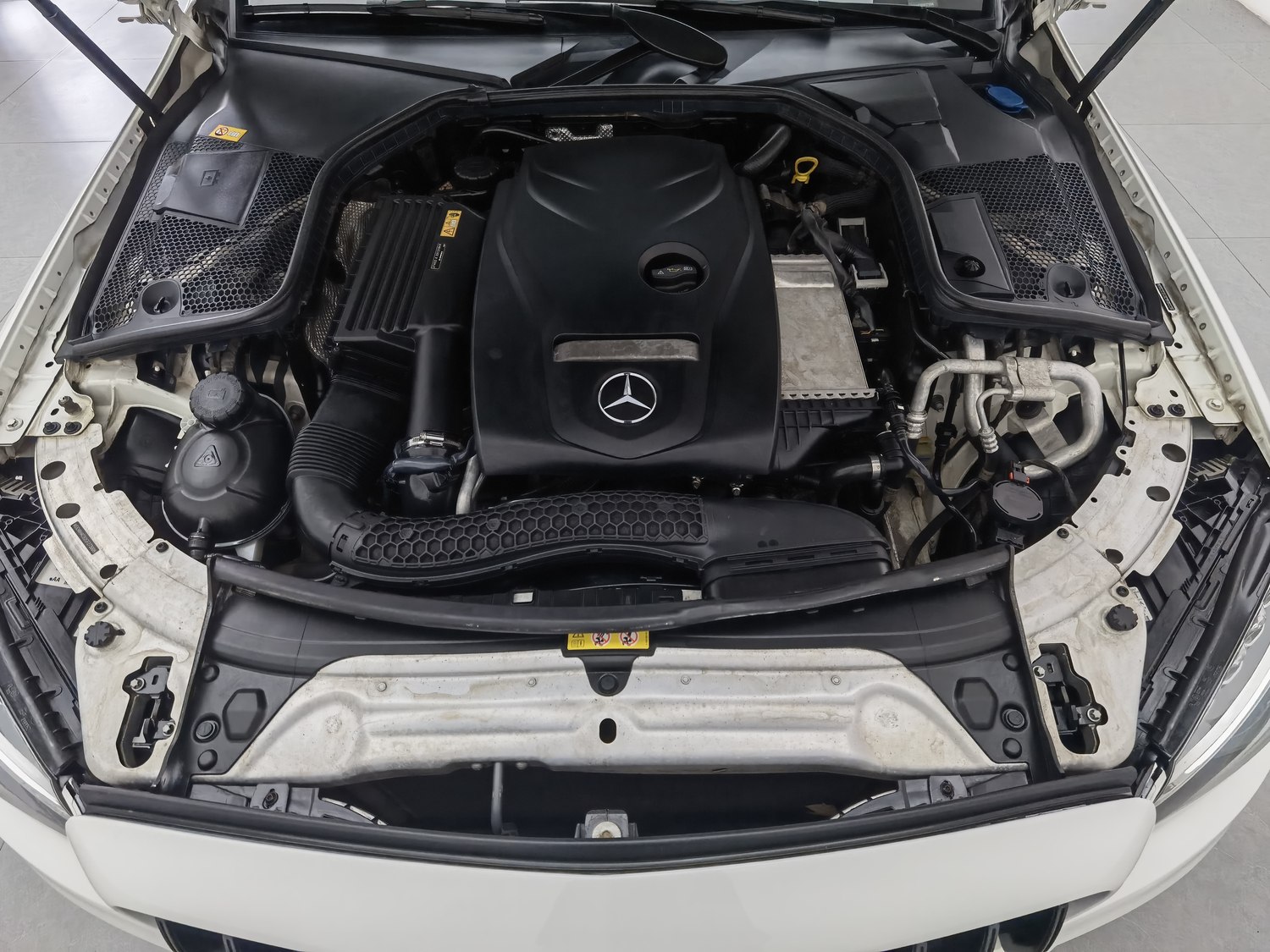 Used Mercedes-Benz C-Class (Import) 2015 2.0 AT