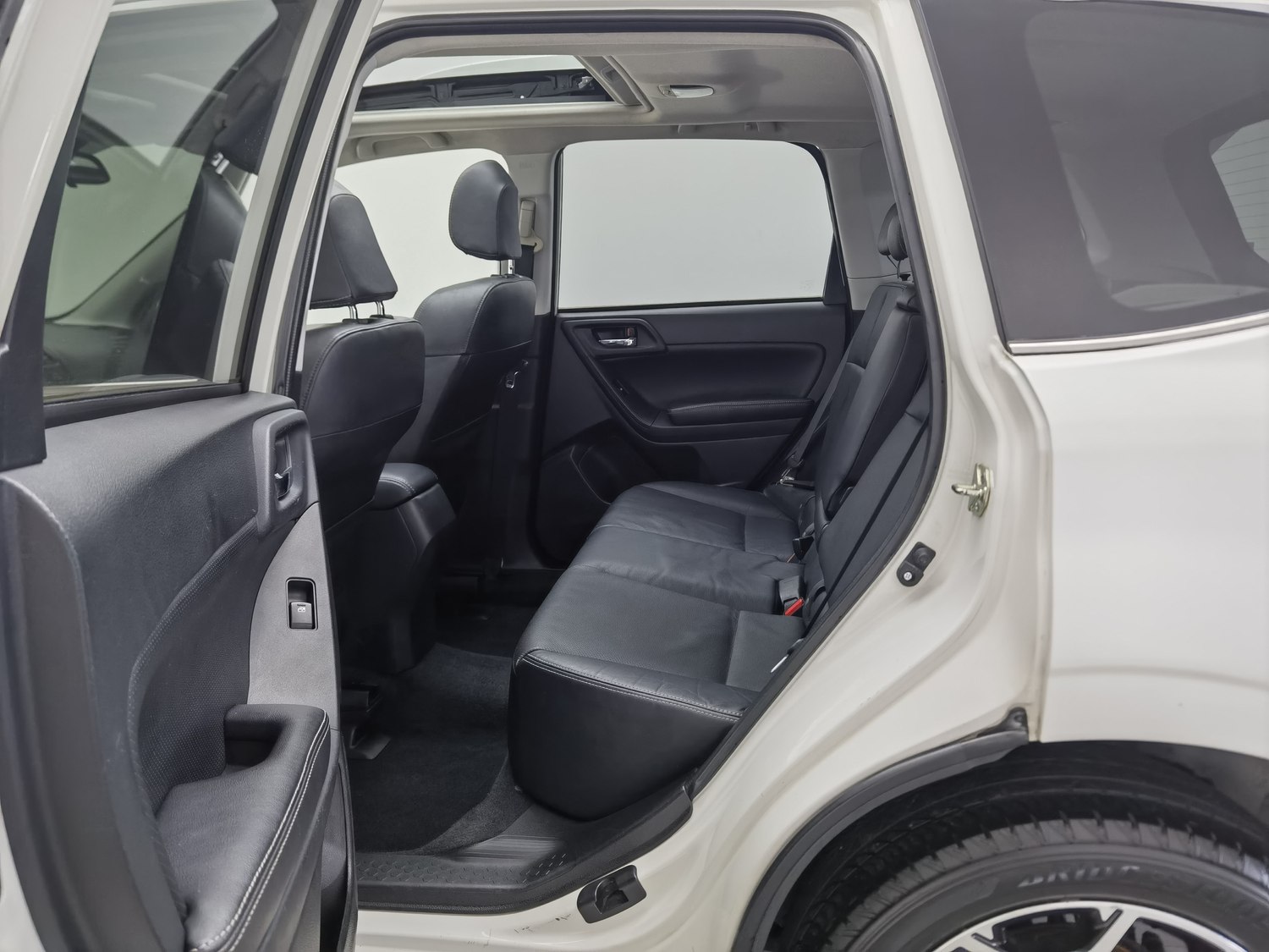 Used Subaru Forester 2013 2.5 AT