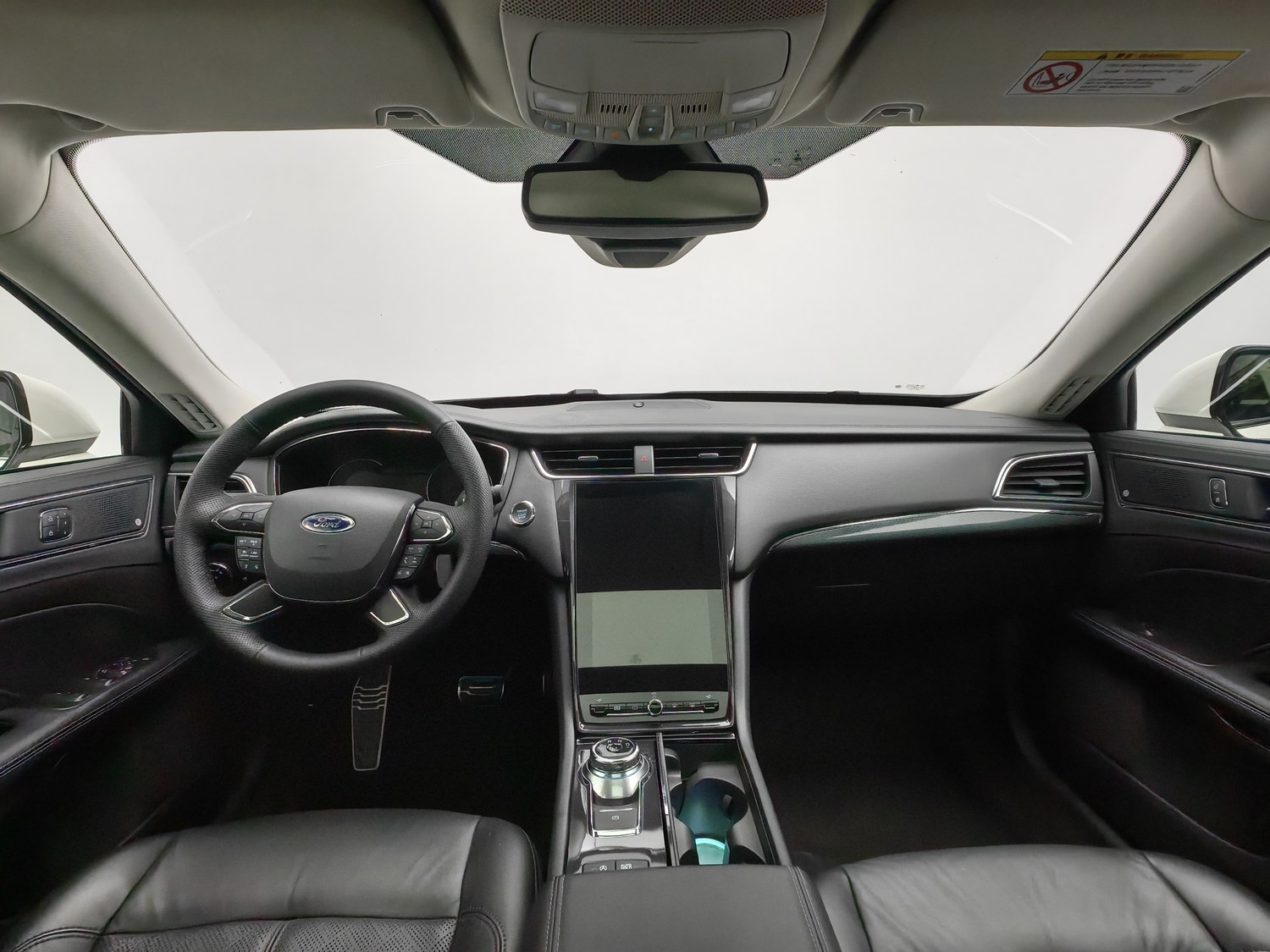 Used Ford Taurus 2019 2.0 AT