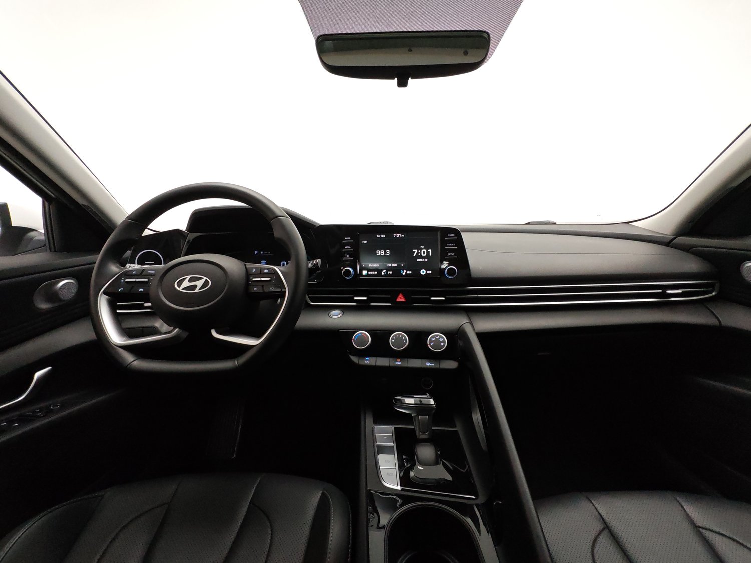 Used Hyundai Avante 2023 1.5 AT