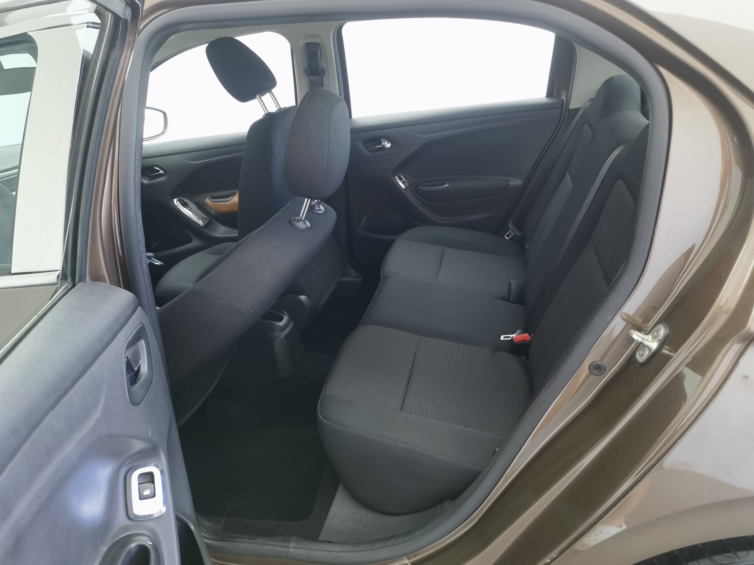 Used Peugeot 301 2014 1.6 MT