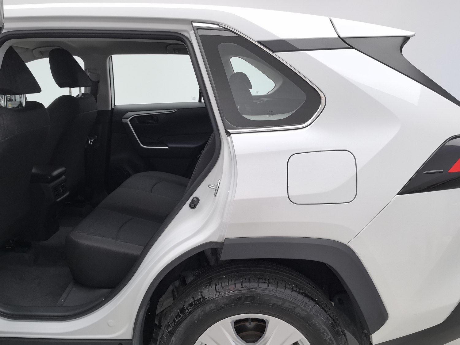 Used Toyota RAV4 2024 2.0 AT