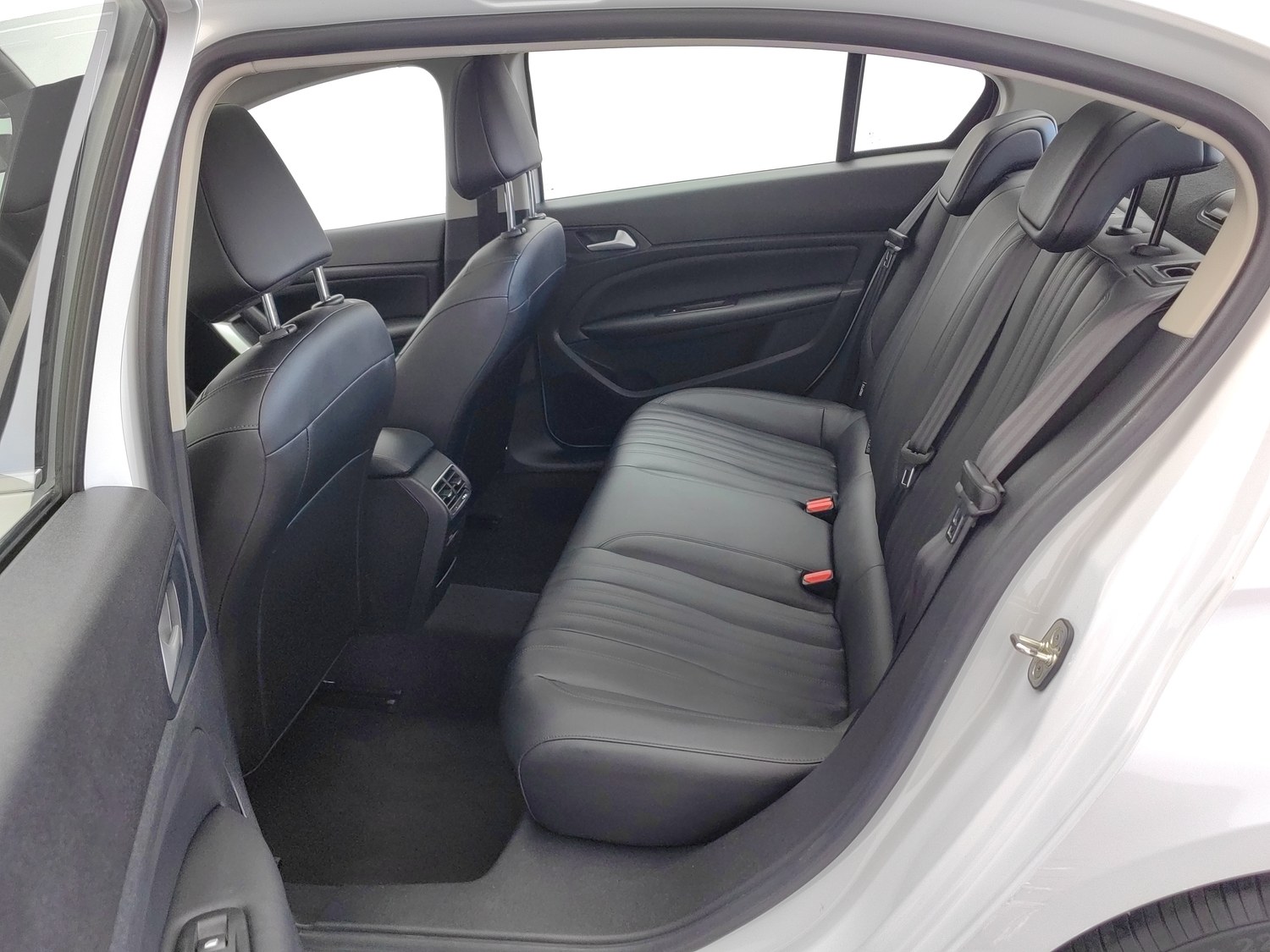 Used Peugeot 408 2020 1.6 AT