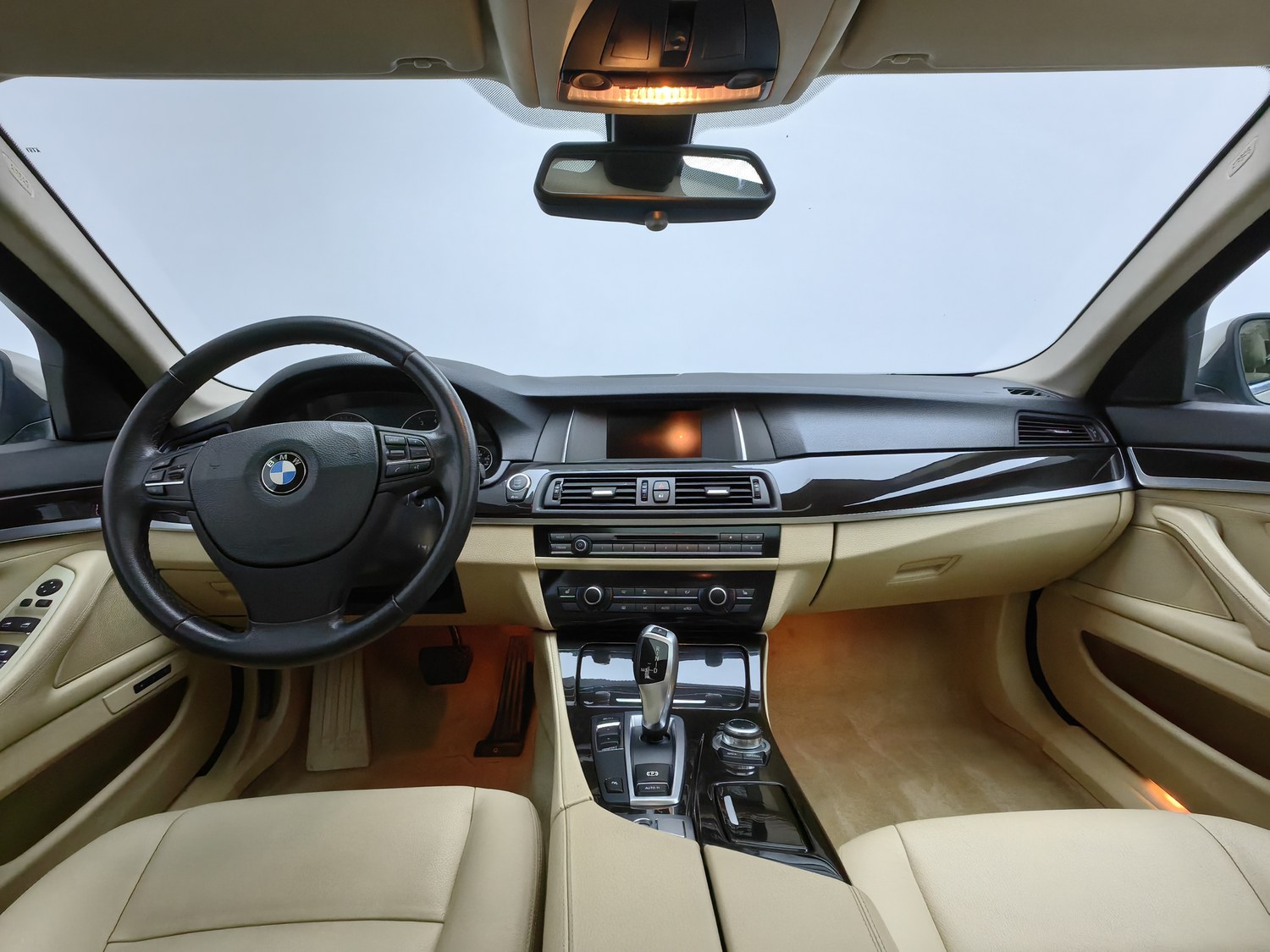 Used BMW THE5 2014 2.0 AT