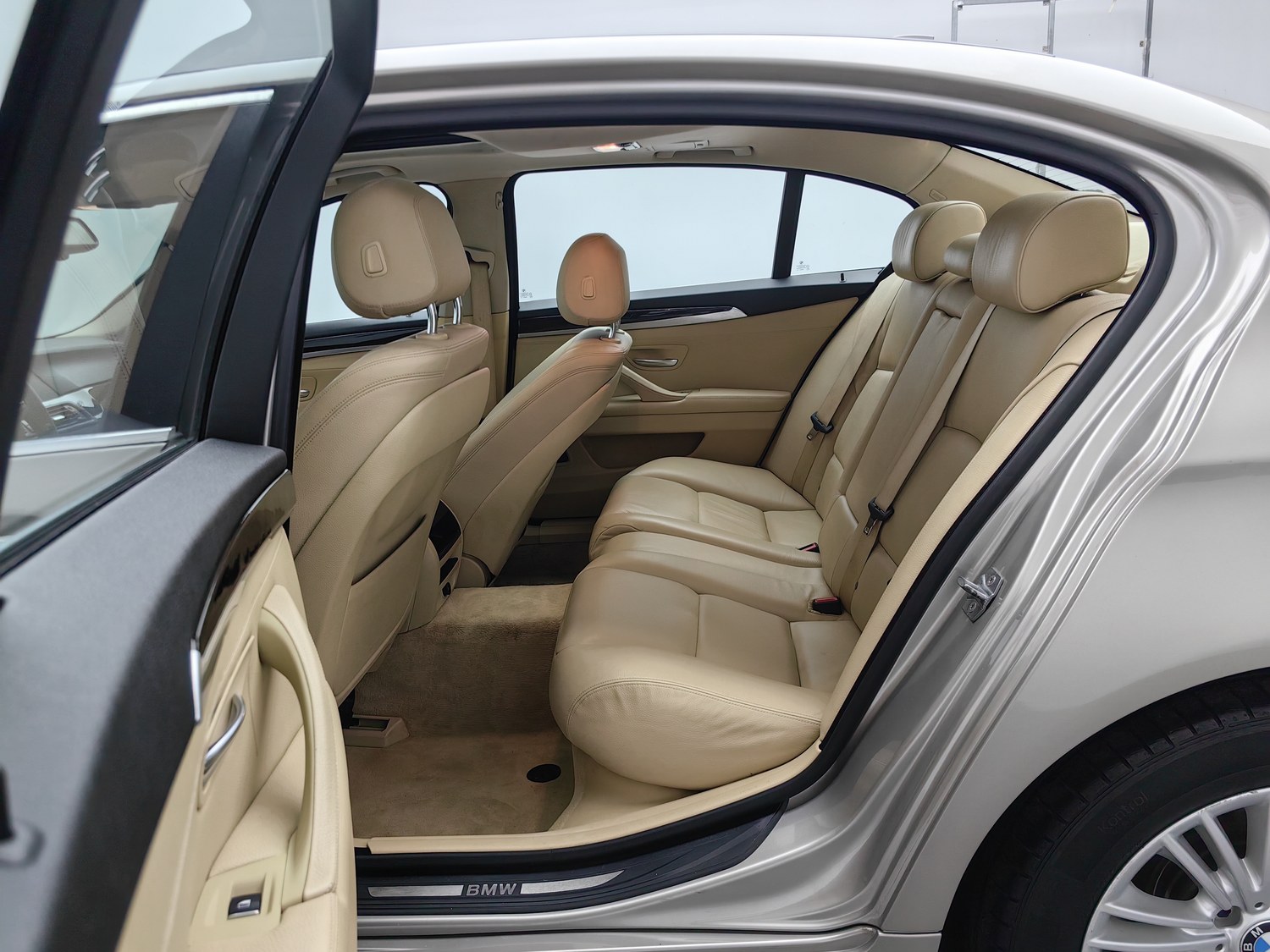 Used BMW THE5 2014 2.0 AT