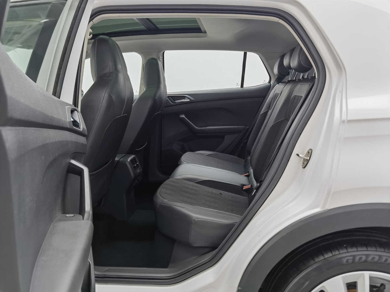 Used Volkswagen T-Cross 2019 1.4 AT