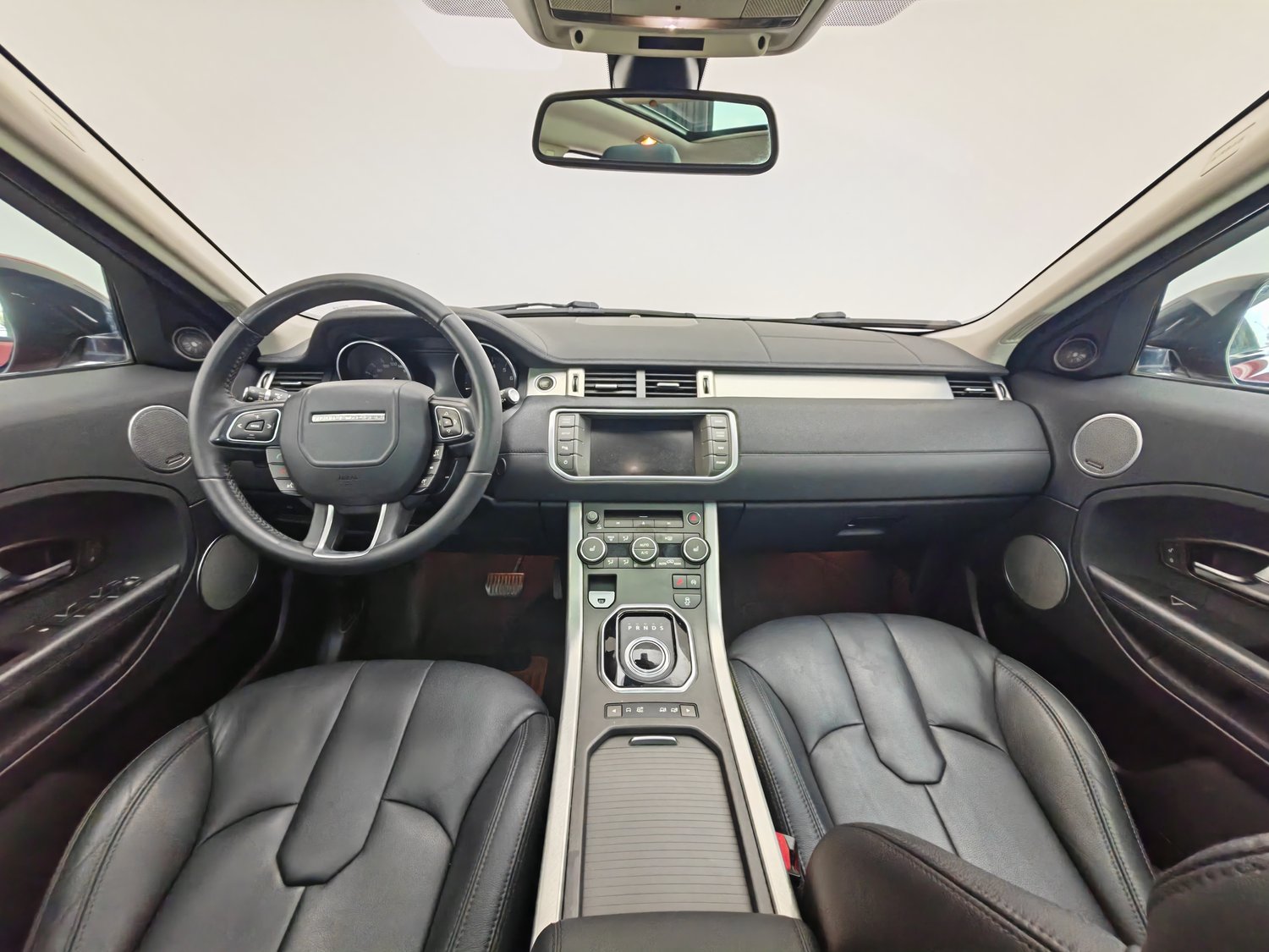 Used Land Rover Range Rover Evoque 2015 2.0 AT