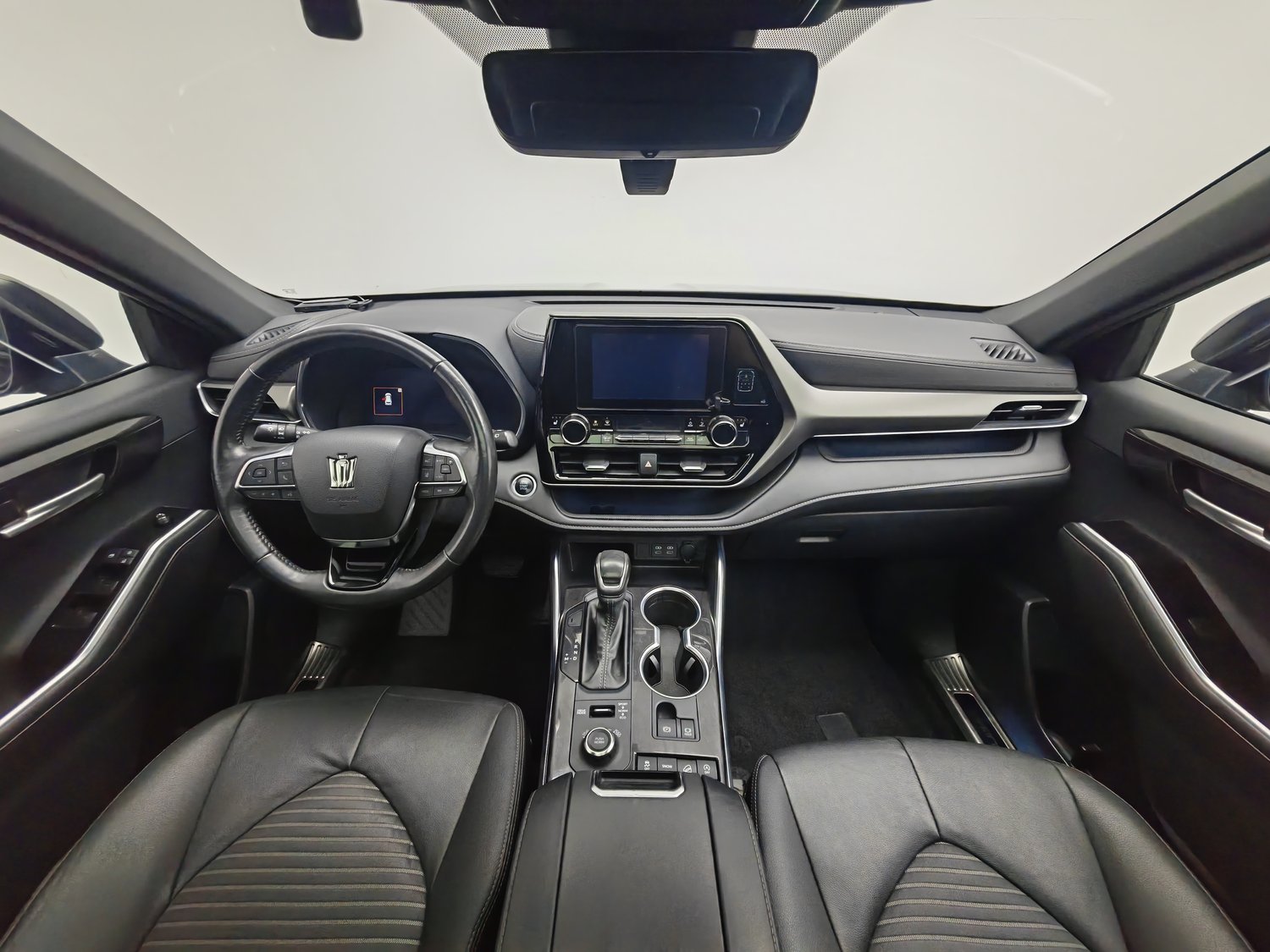 Used Toyota Crown Kluger 2022 2.0 AT