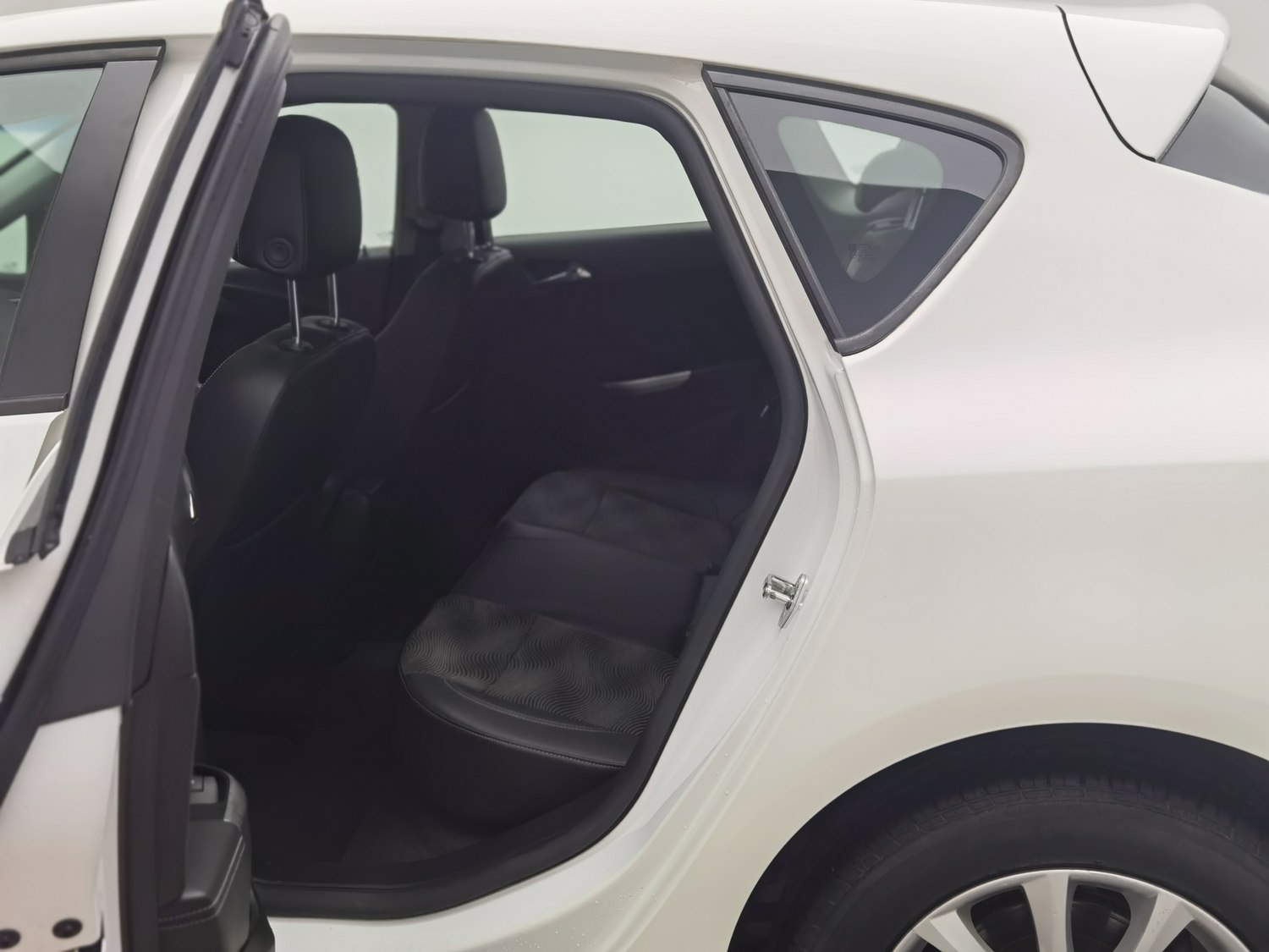 Used Buick Excelle 2013 1.6 AT