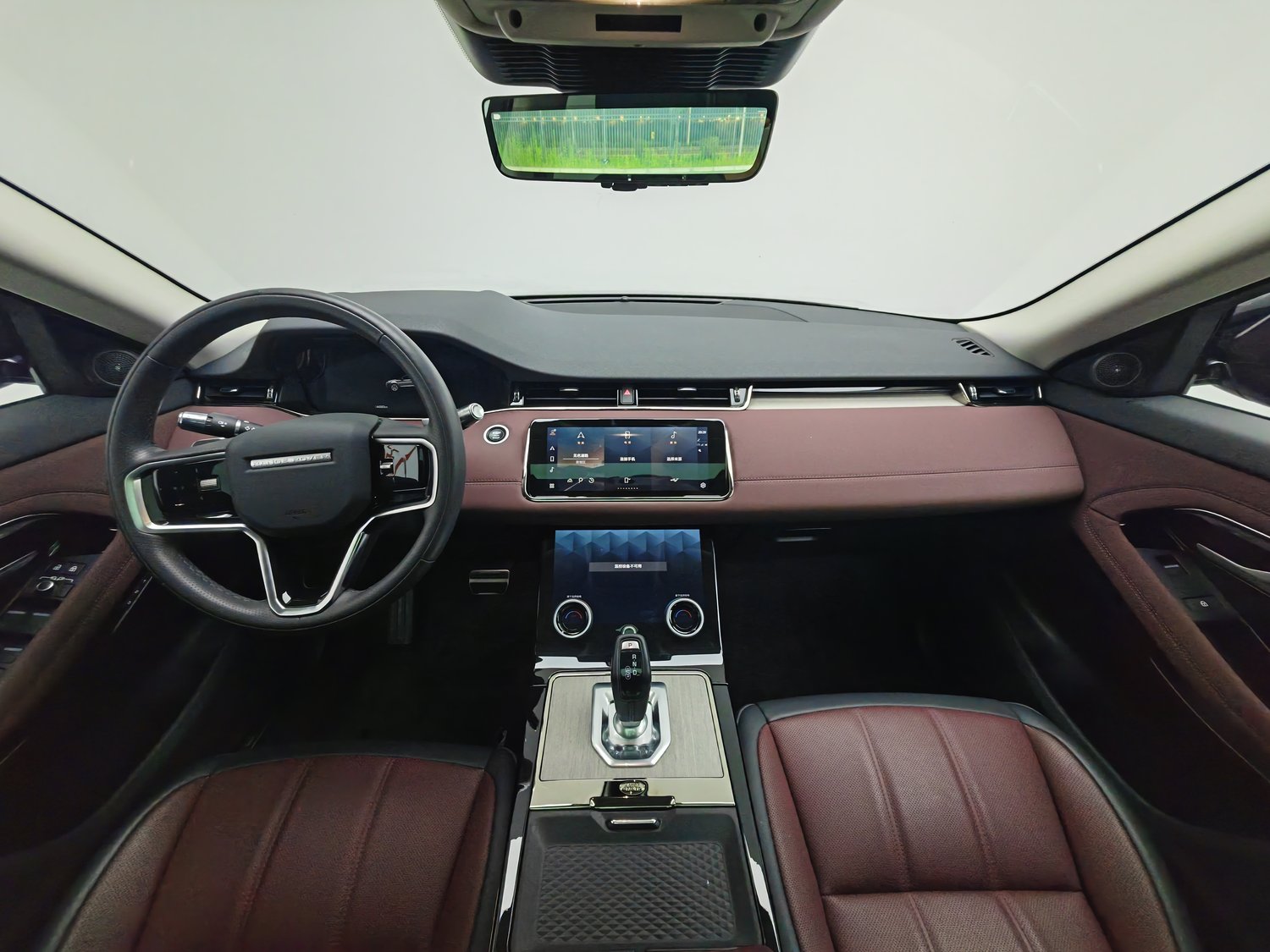 Used Land Rover Range Rover Evoque 2022 2.0 AT