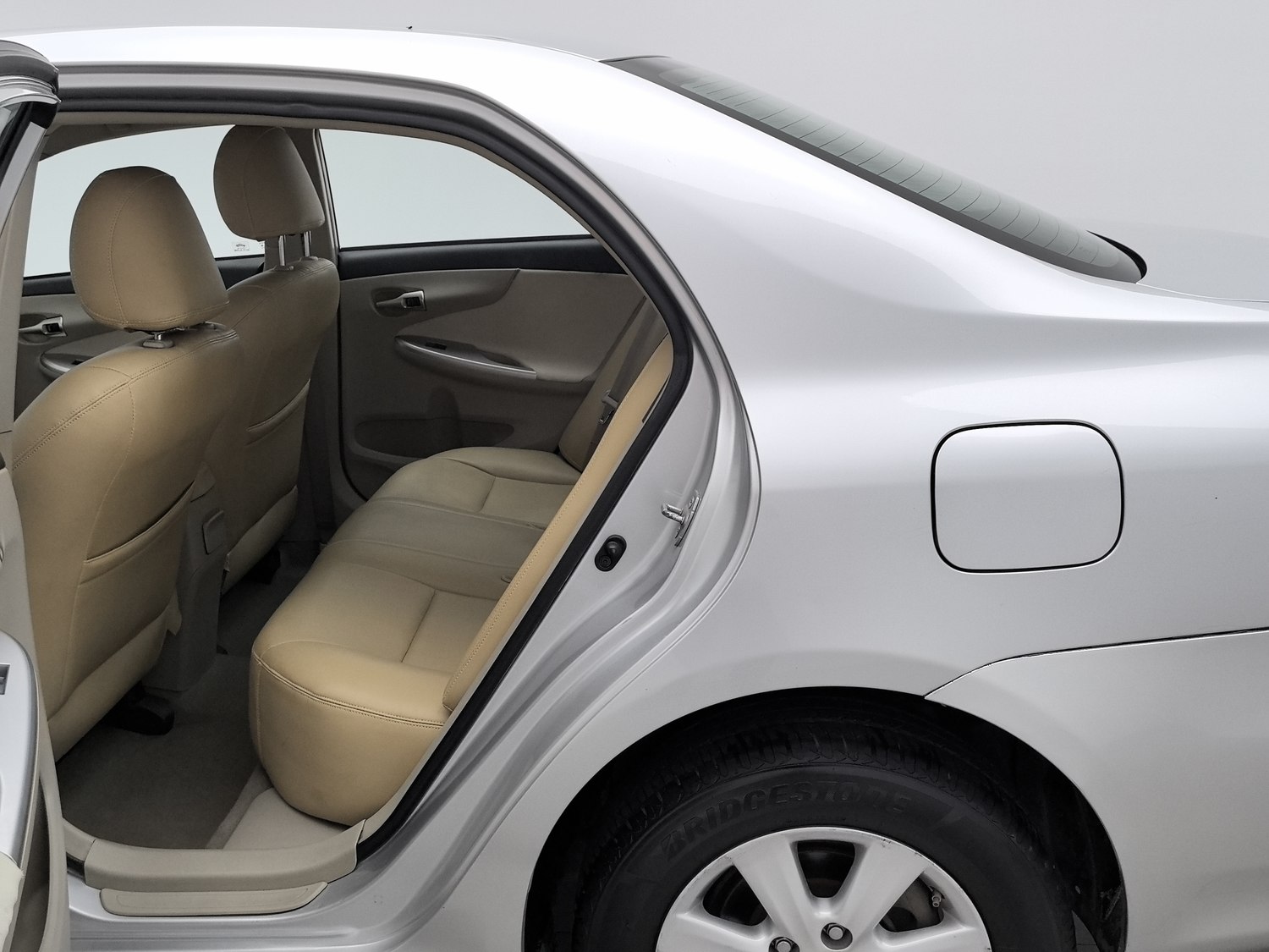 Used Toyota Corolla 2011 1.6 AT