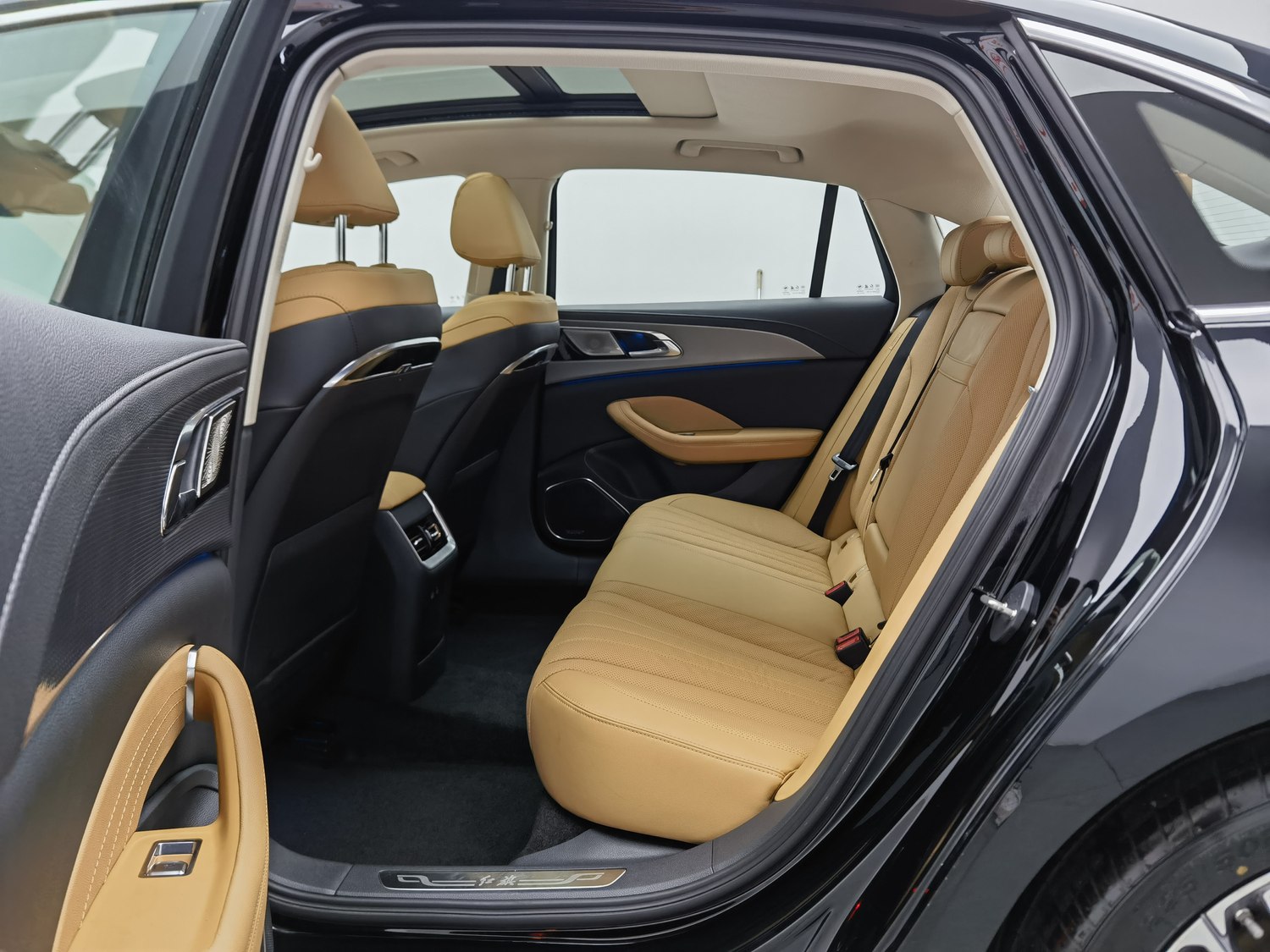 Used Hongqi H5 2023 2.0 AT