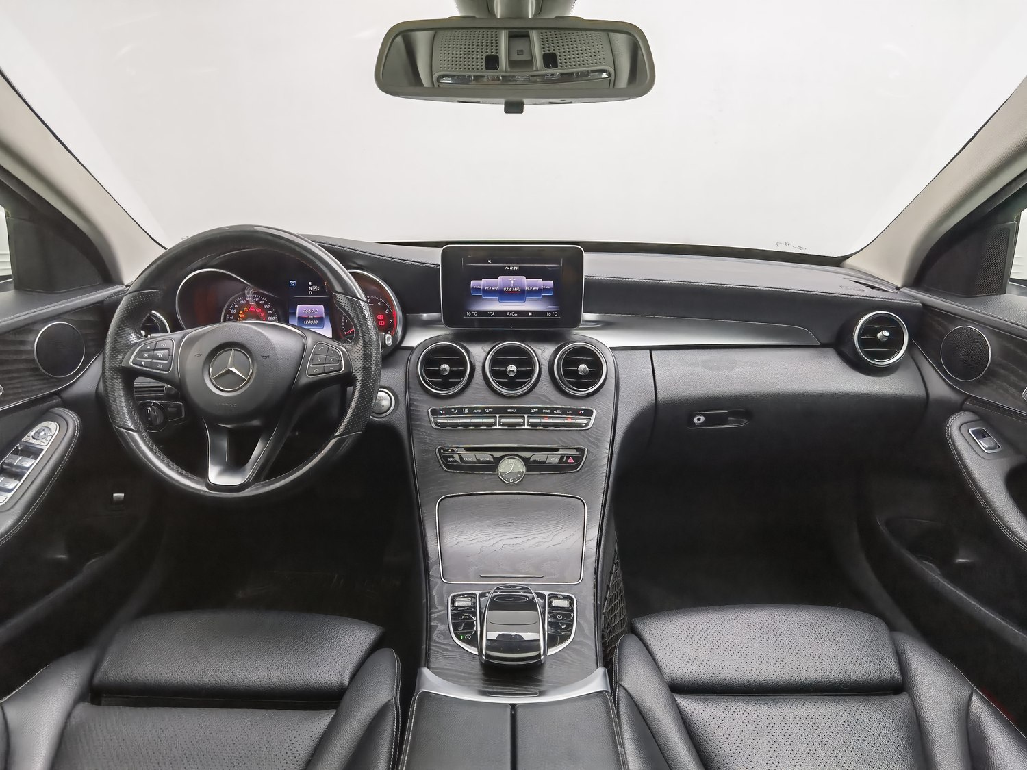 Used Mercedes-Benz C-Class 2015 1.6 AT