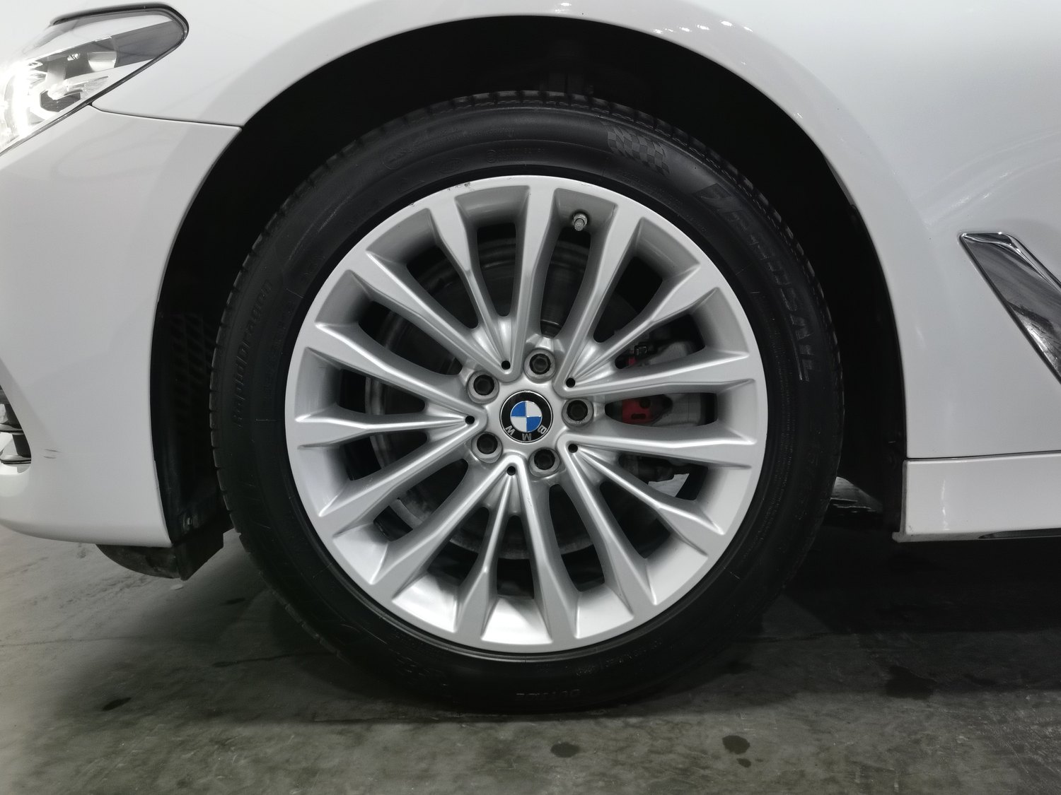 Used BMW THE5 2019 2.0 AT