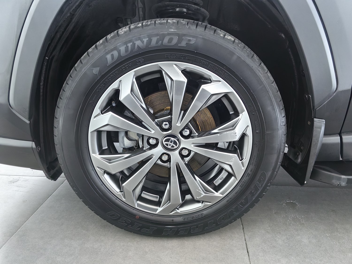 Used Toyota RAV4 2023 2.0 AT