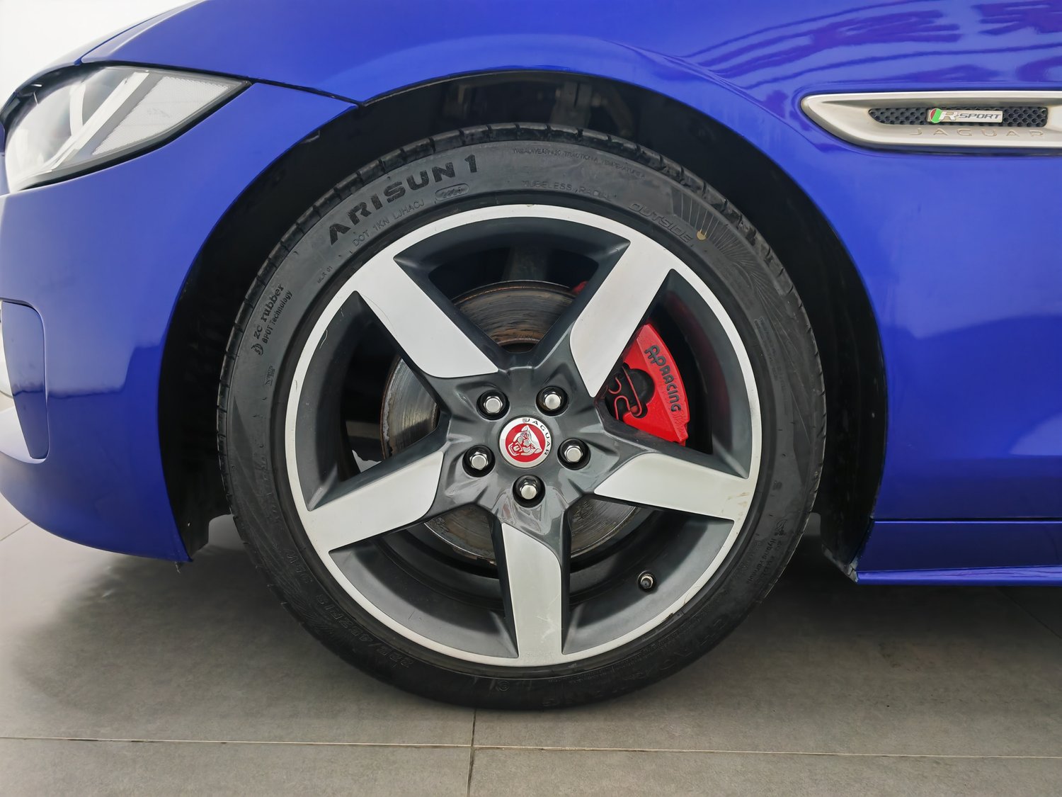 Used Jaguar XE 2017 2.0 AT