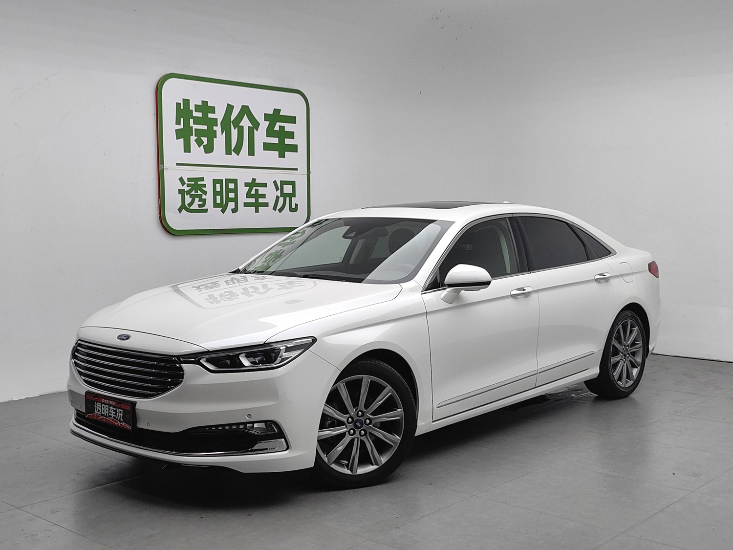 Used Ford Taurus 2019 2.0 AT