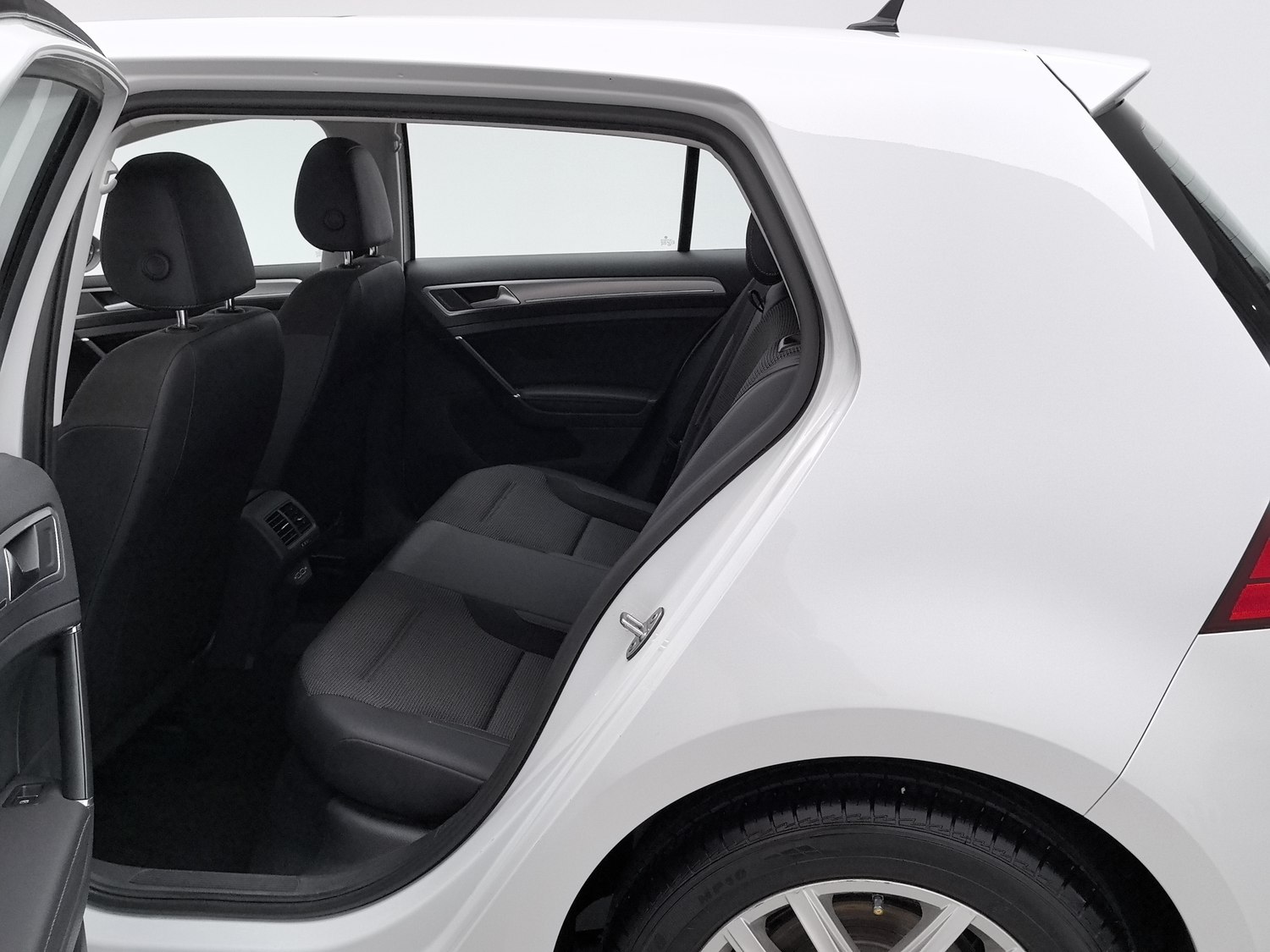 Used Volkswagen Golf 2019 1.4 AT