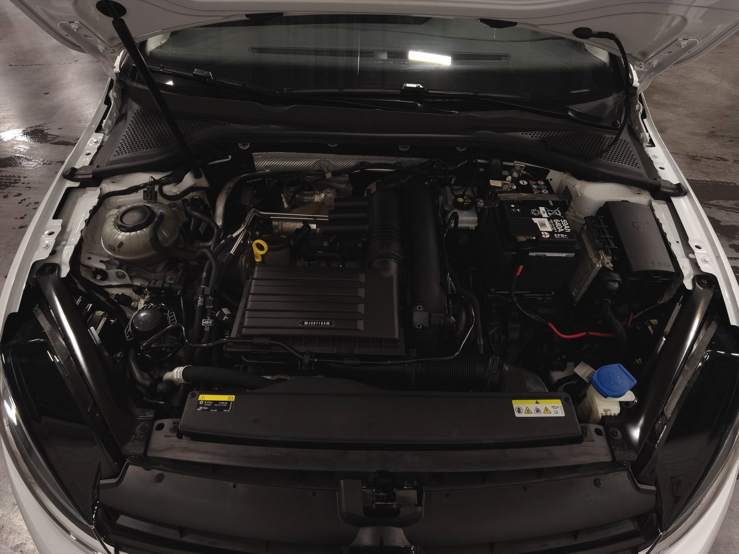 Used Volkswagen Golf 2020 1.4 AT