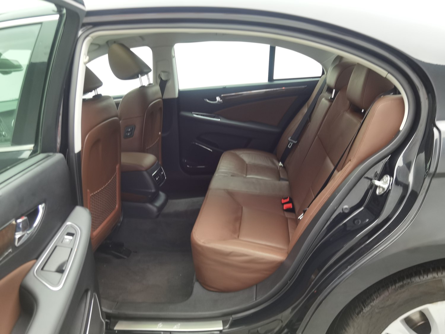 Used Hongqi H7 2015 2.0 AT