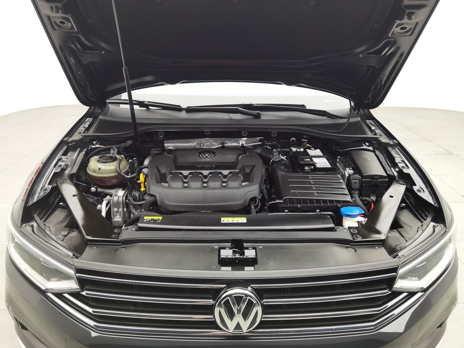 Used Volkswagen Magotan 2020 2.0 AT