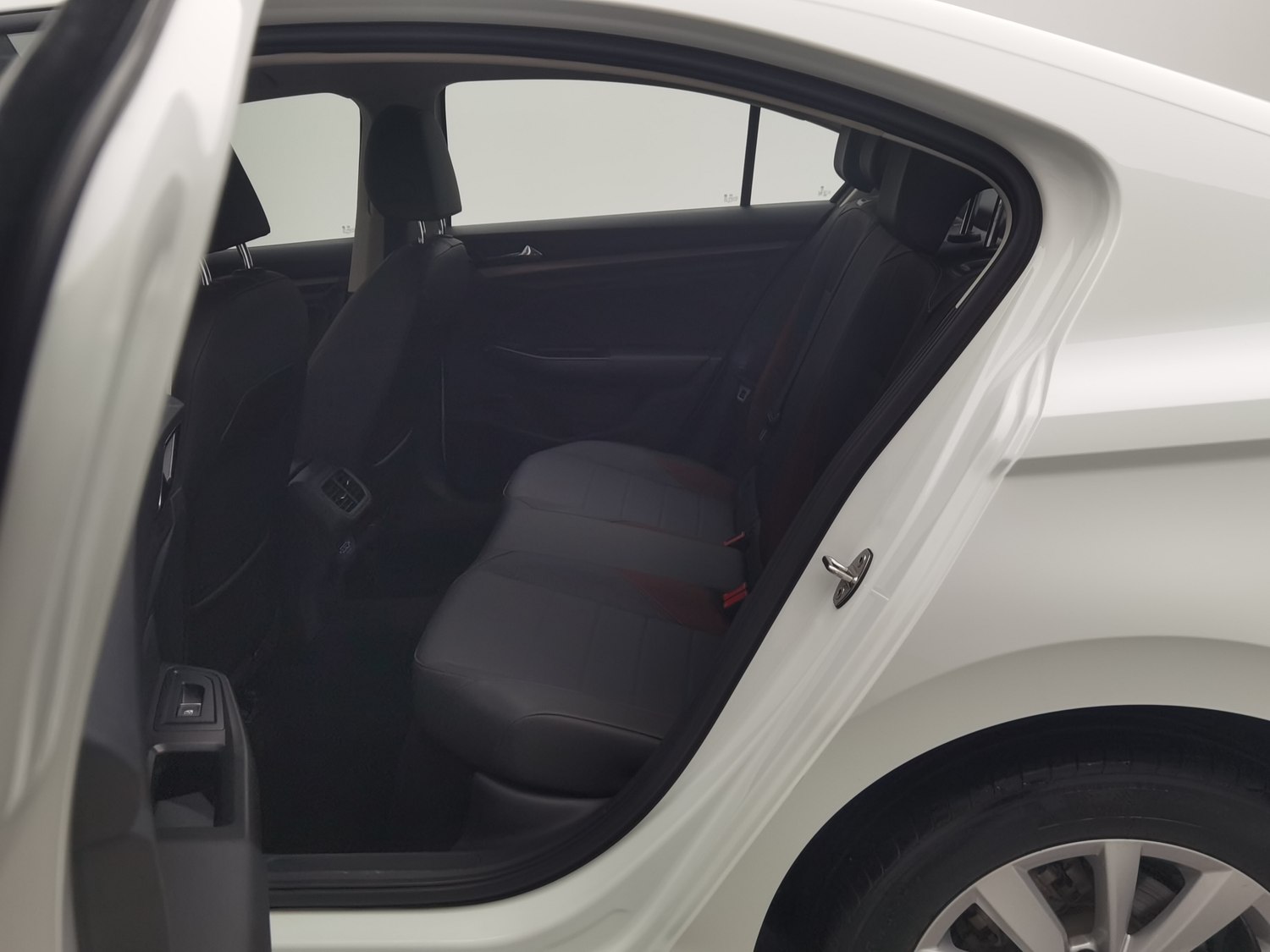 Used Volkswagen Bora 2021 1.5 AT