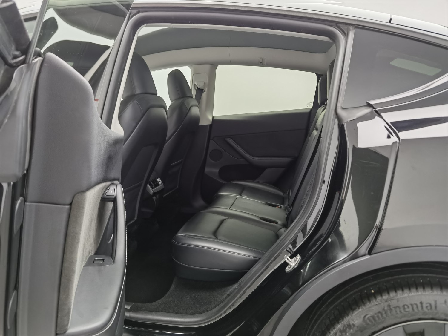 Used Tesla Model Y 2023