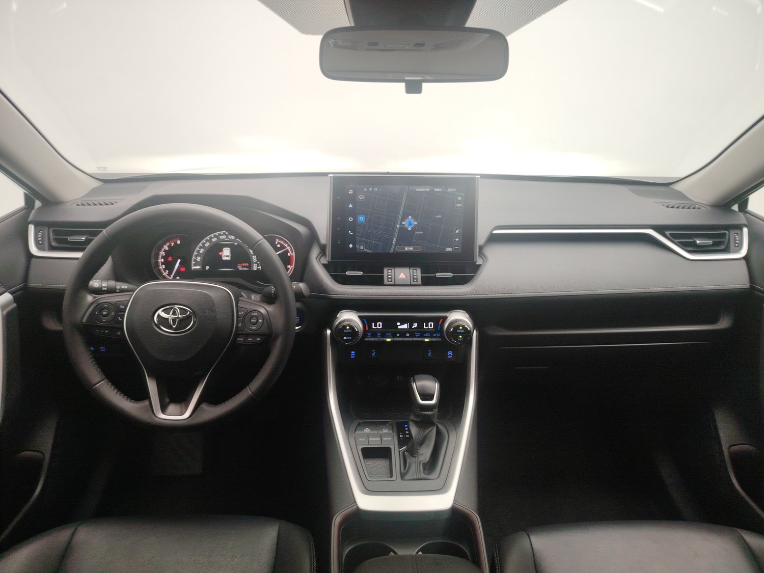 Used Toyota RAV4 2022 2.0 AT