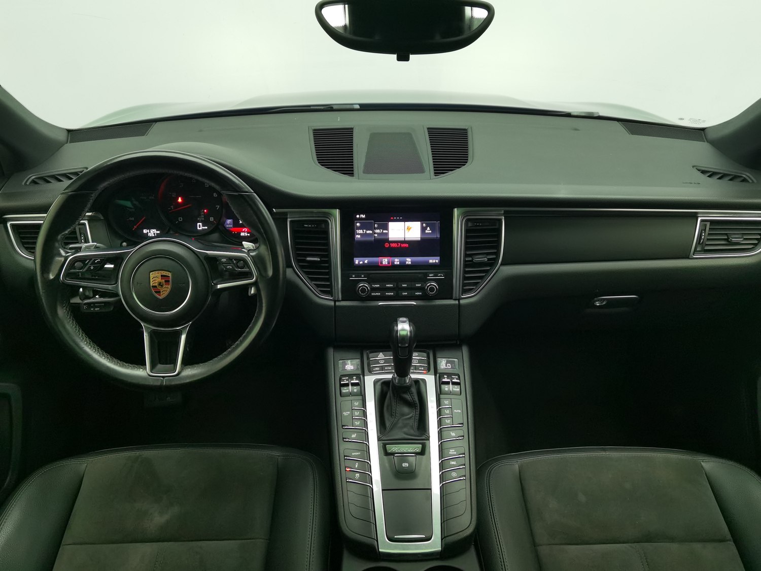 Used Porsche Macan 2017 2.0 AT