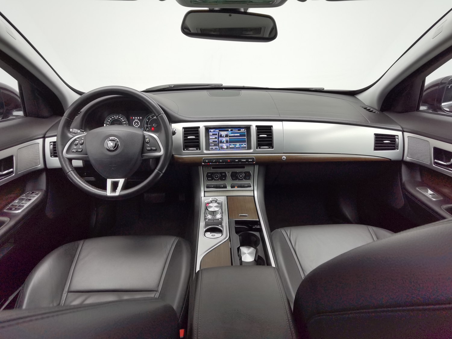 Used Jaguar XF 2014 2.0 AT