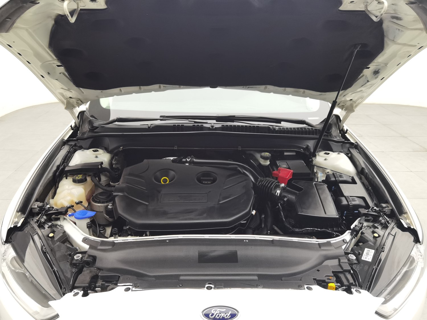 Used Ford Mondeo 2013 2.0 AT
