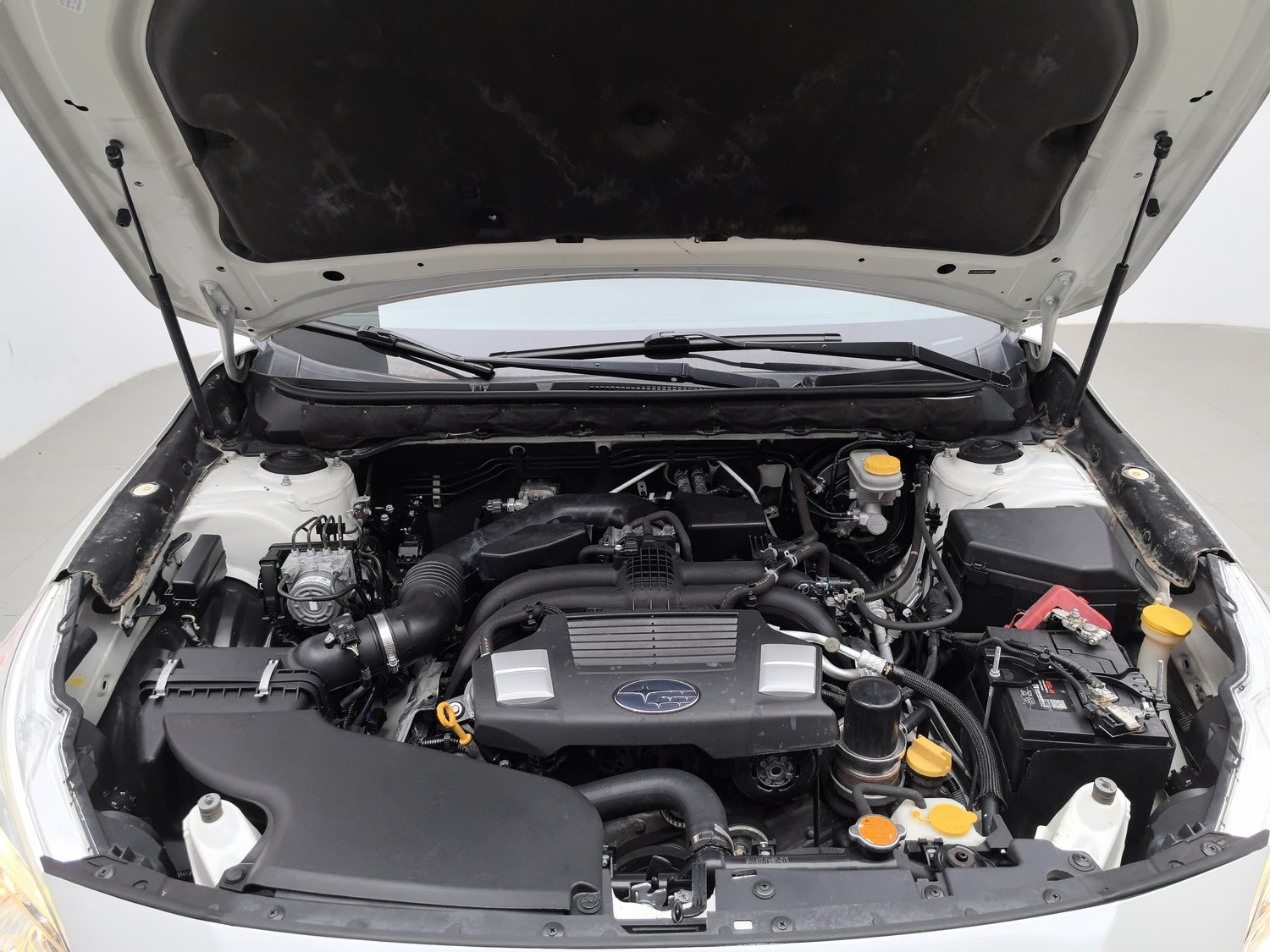 Used Subaru Outback 2016 2.5 AT