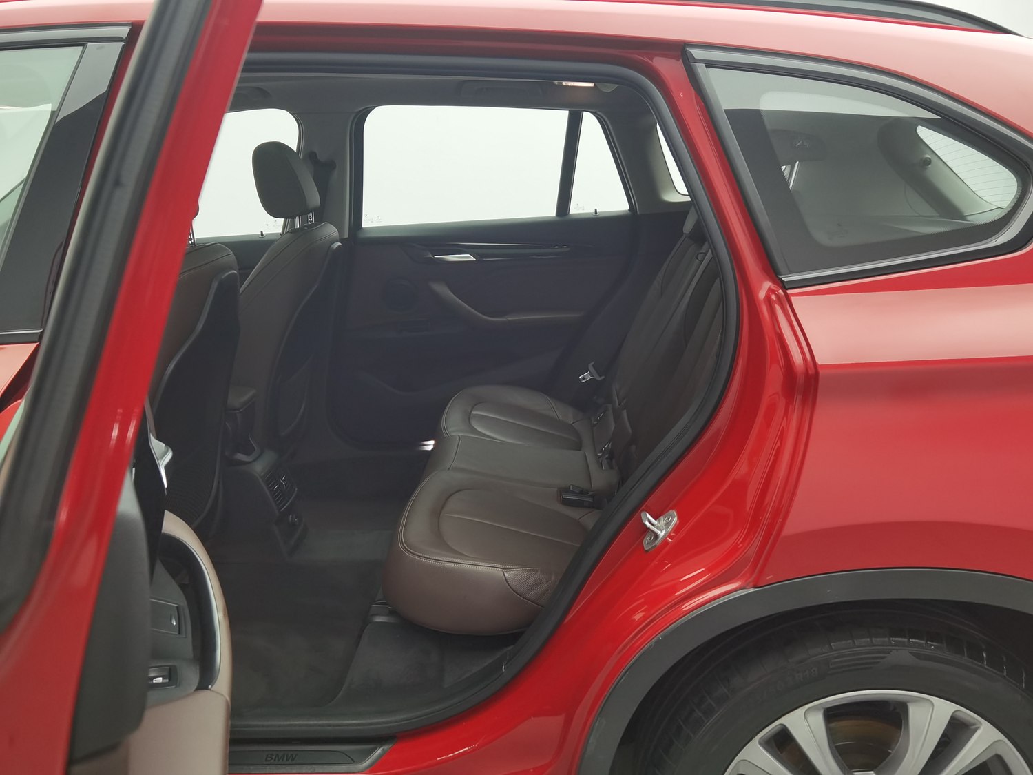 Used BMW X1 2016 2.0 AT