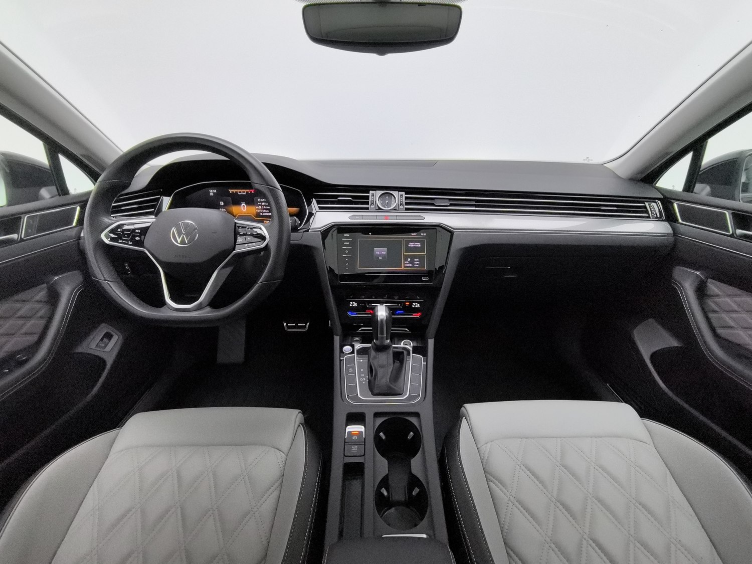 Used Volkswagen Magotan 2023 2.0 AT